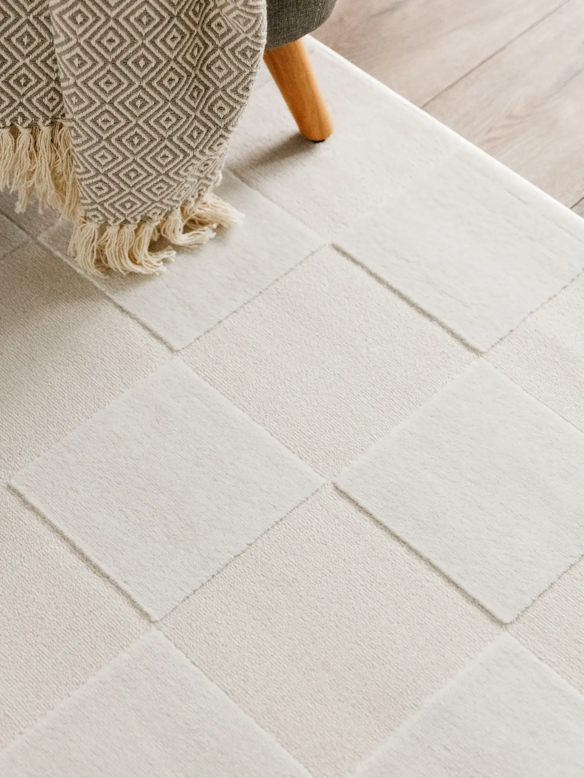 Teppe av 60% Polyester, 40% Polypropylen i Weiß med 60% Polyester, 40% Polypropylen høy lugg fra benuta Basic