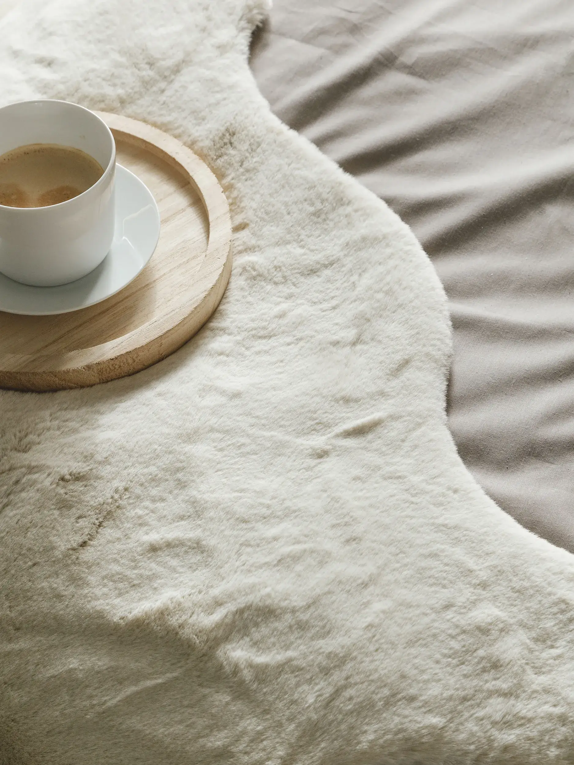 Kunstfell Dave Cream im Design Uni aus 100% Polyester von benuta Nest