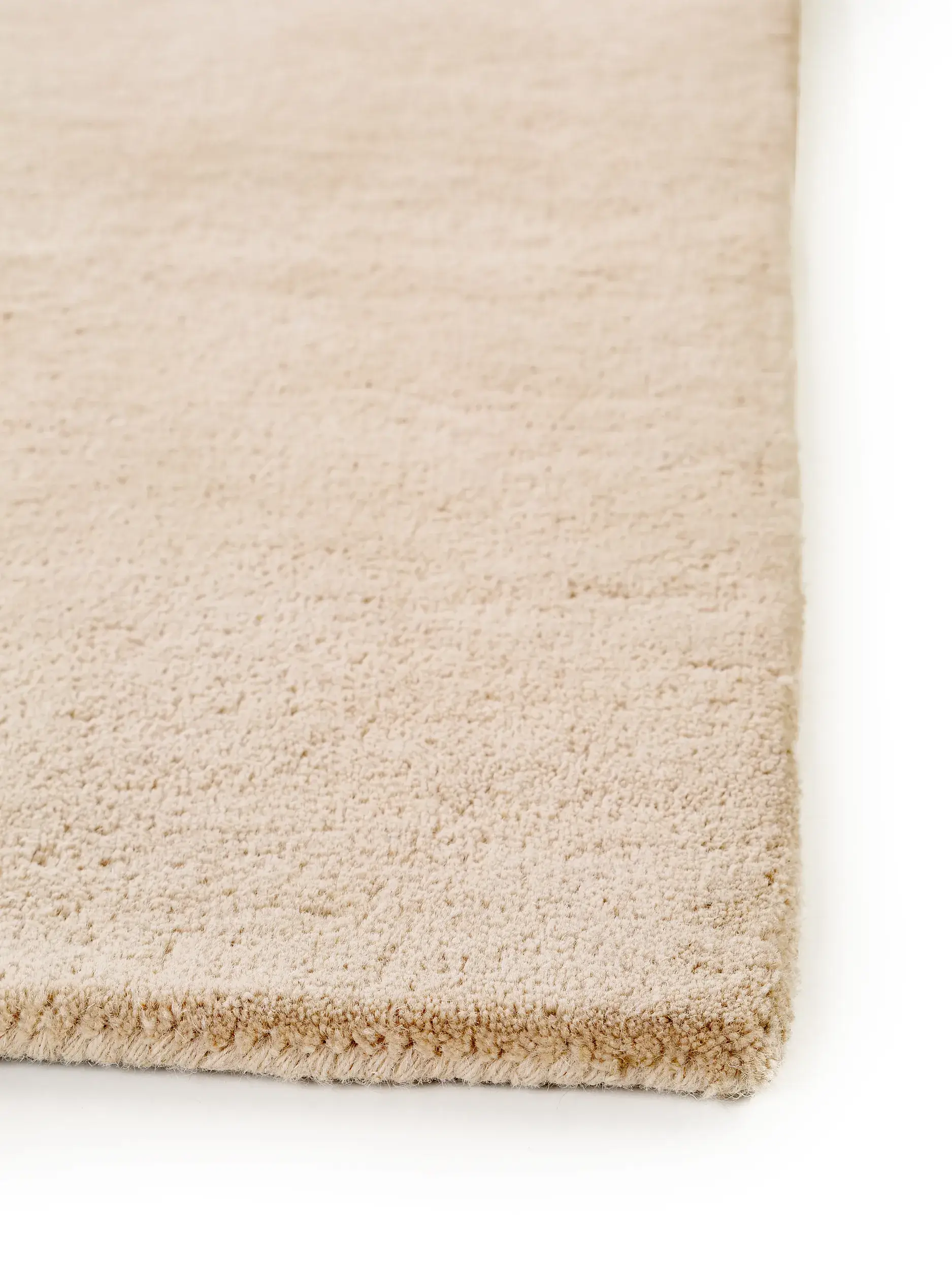 Tapijt van 100% Wol in Beige met een 100% Wol hoge pool van benuta nest