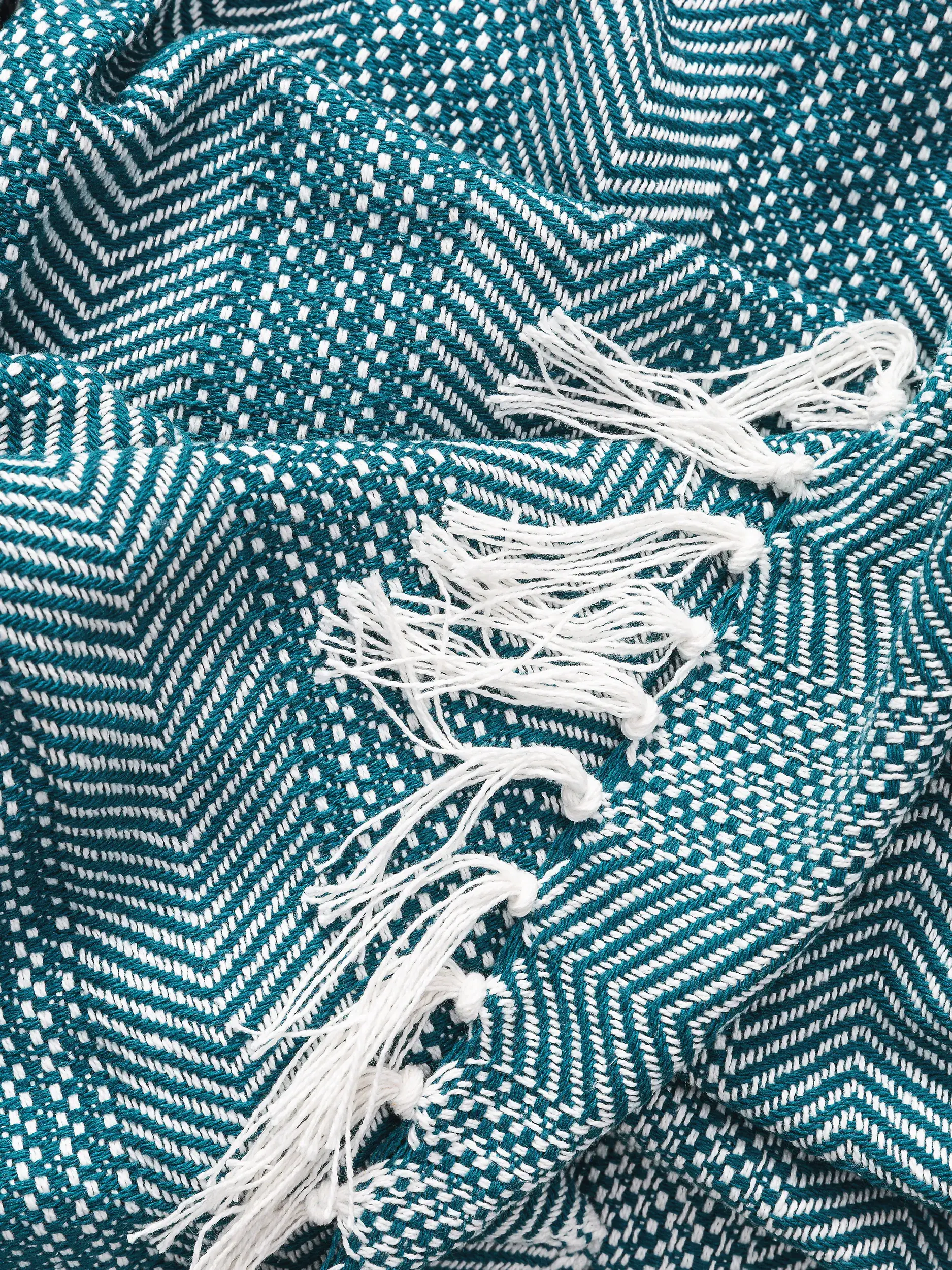 Manta de algodón Alisea Azul con diseño de Ornamento en 100% Algodón de benuta nest