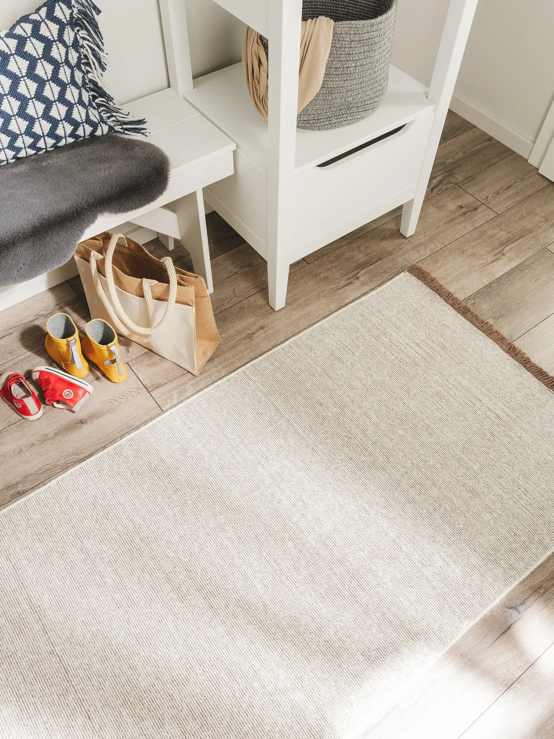 Teppich aus 70% Wolle, 30% Baumwolle in Braun mit 70% Wolle, 30% Baumwolle hohem Flor von benuta Nest