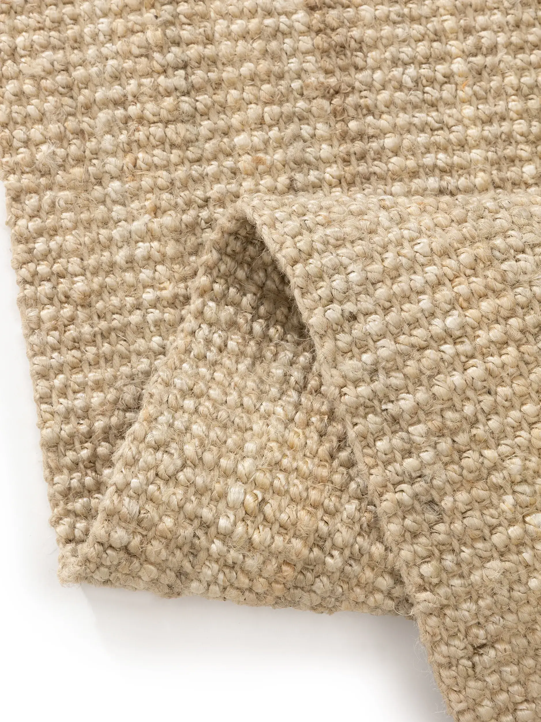 Teppich aus 100% Jute in Beige mit 100% Jute hohem Flor von benuta Pure