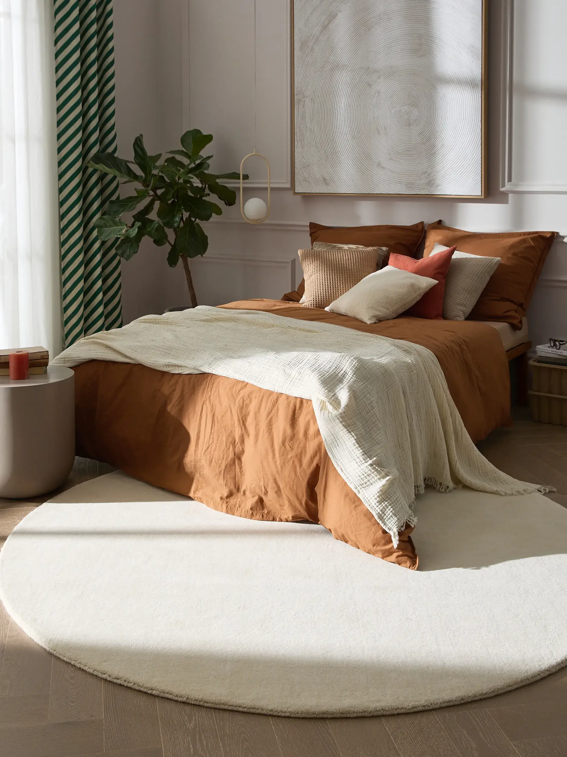 Teppich aus 100% Wolle in Beige mit 100% Wolle hohem Flor von benuta Pure