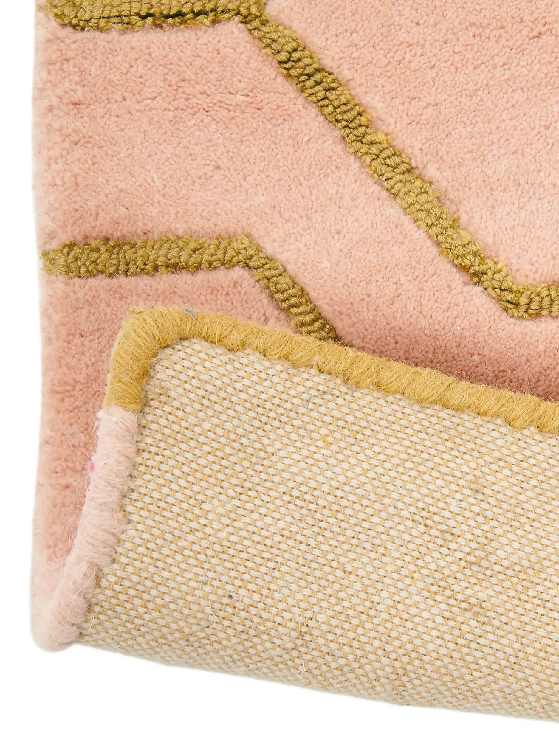 Rug made of 90% Wool, 10% Viscose in Pink with a 90% Wool, 10% Viscose high pile by benuta