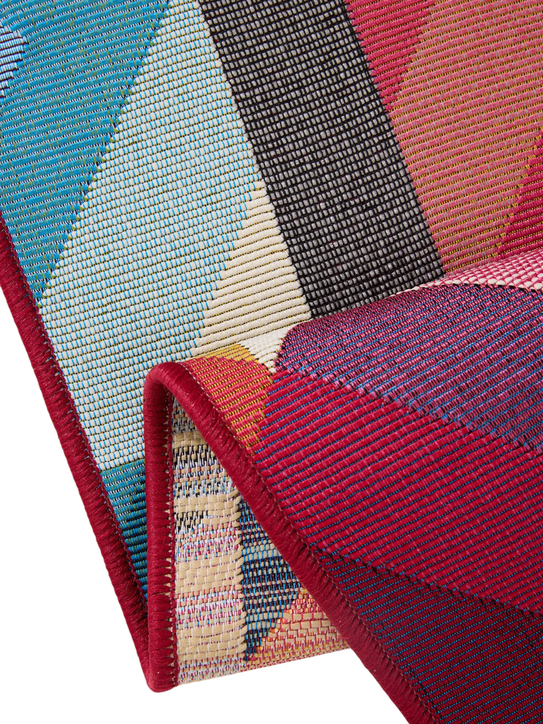 Teppich aus 76% Polypropylen, 23% Polyester, 1% Latex in Multicolor mit 76% Polypropylen, 23% Polyester, 1% Latex hohem Flor von benuta Pop