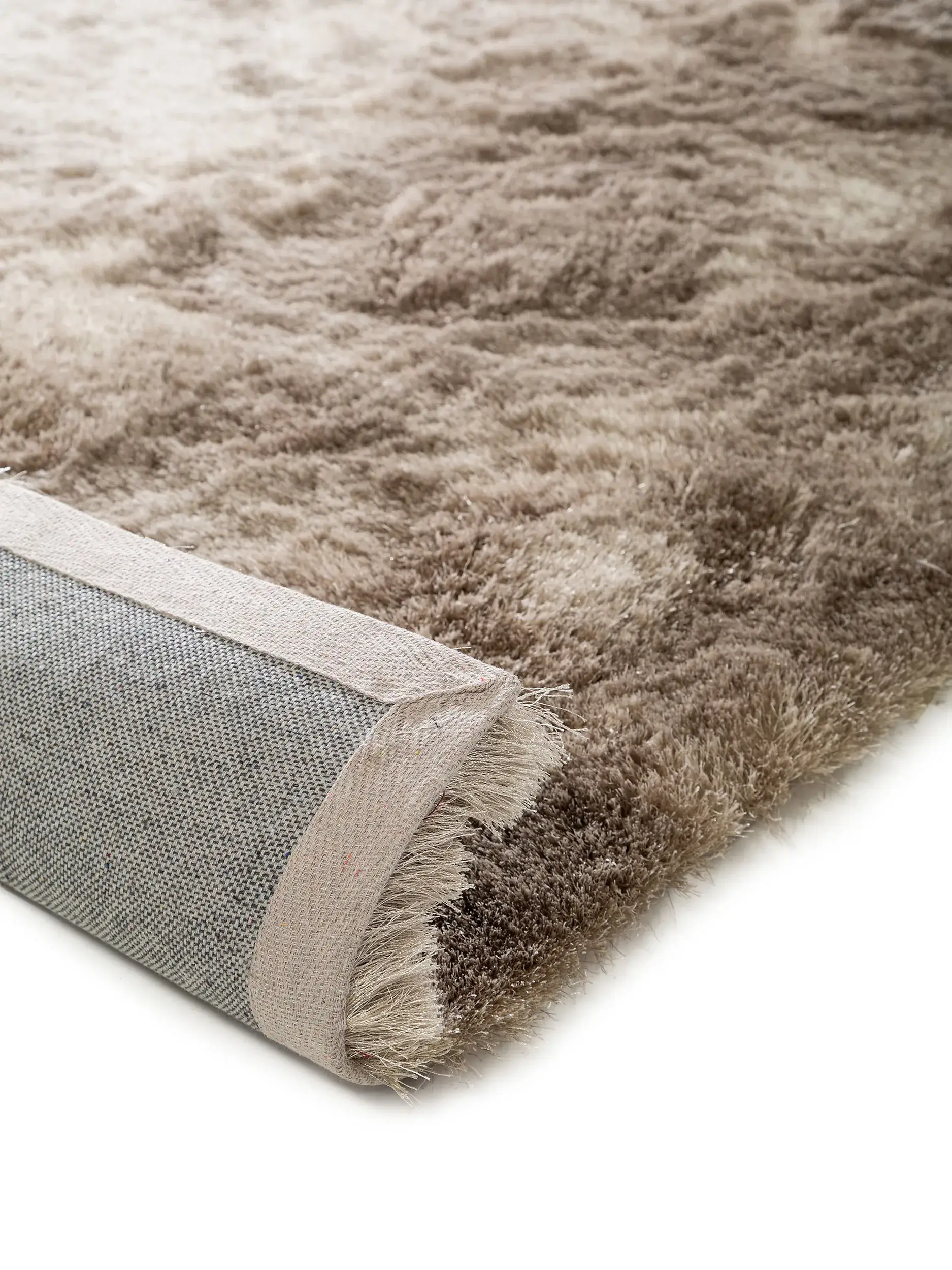 Teppich aus 100% Polyester in Beige mit 100% Polyester hohem Flor von benuta Nest