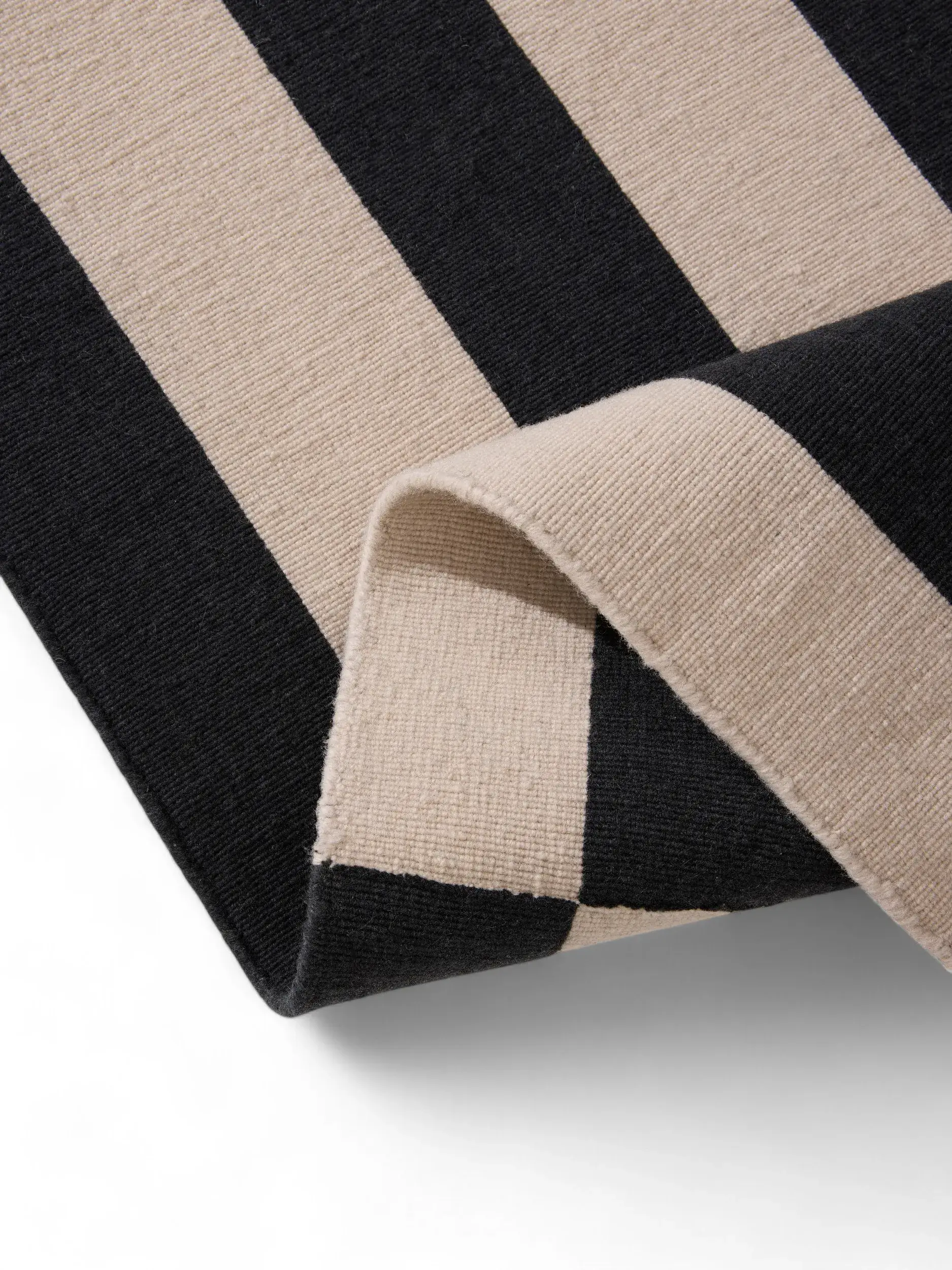 Rug made of 100% Wool in Beige with a 100% Wool high pile by benuta Nest