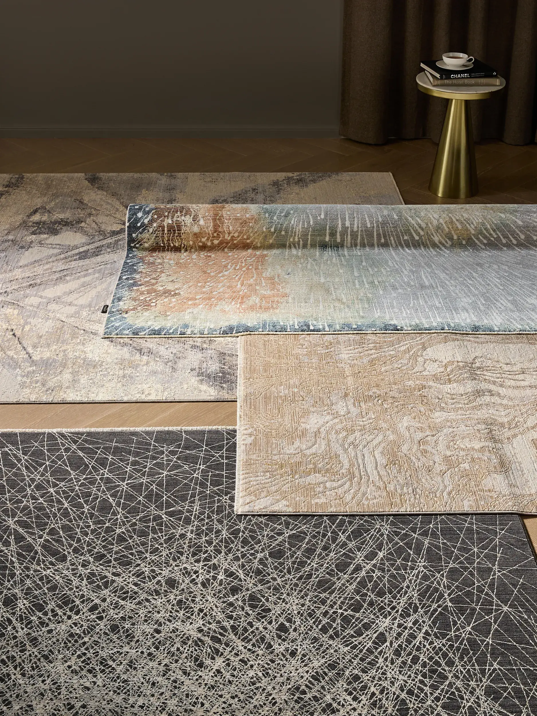 Tappeto Nero di 85% Poliestere, 15% Viscosa in Beige di benuta Finest