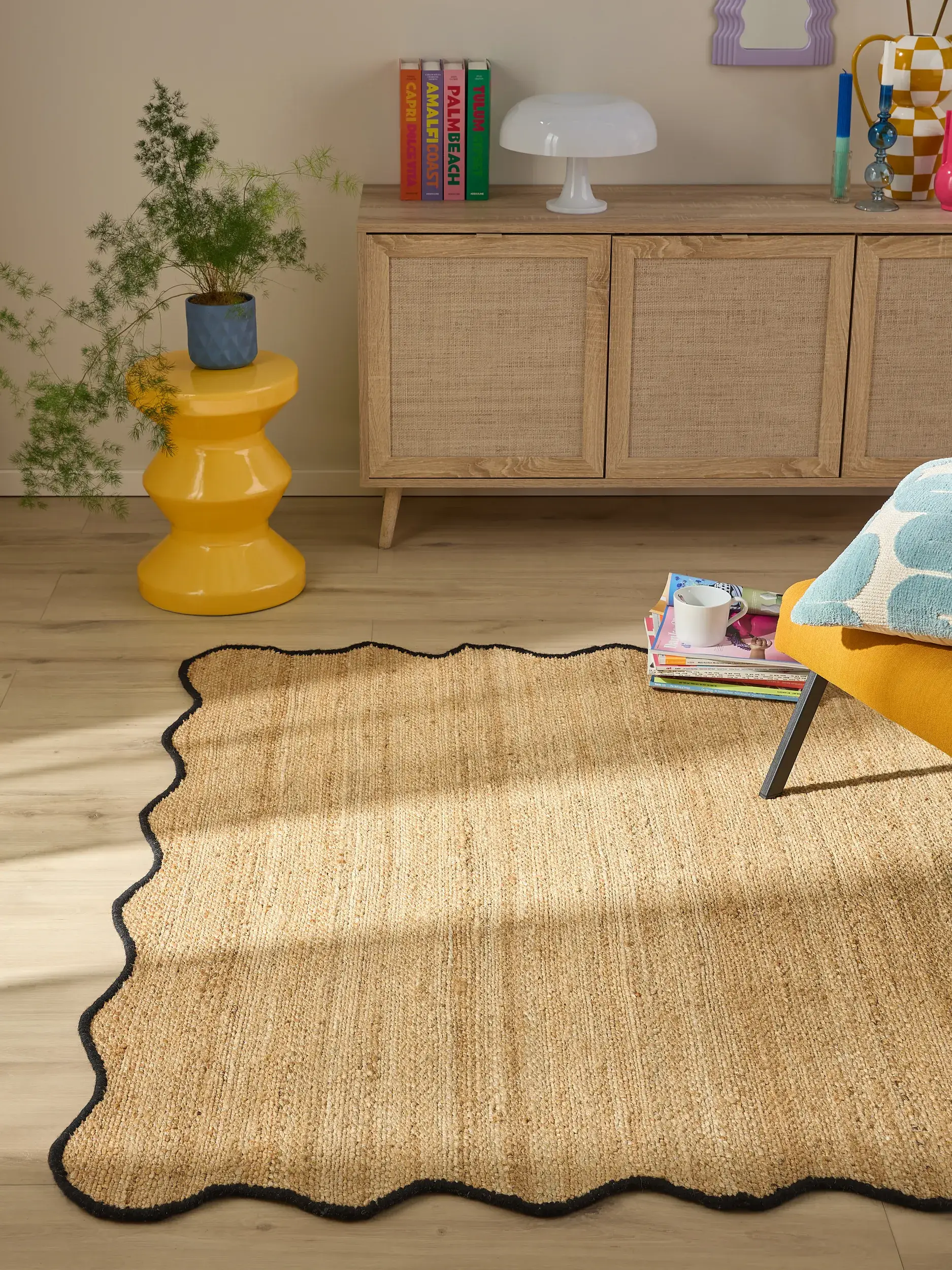 Rug made of 91% Jute, 4% Cotton, 3% Wool, 2% Polyester in Black with a 91% Jute, 4% Cotton, 3% Wool, 2% Polyester high pile by benuta Pop