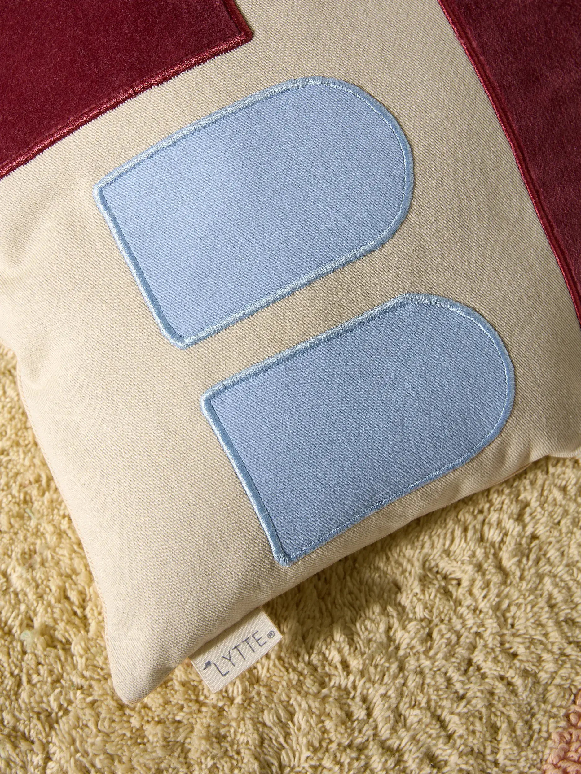 Cushion Niels Beige/Red by Lytte