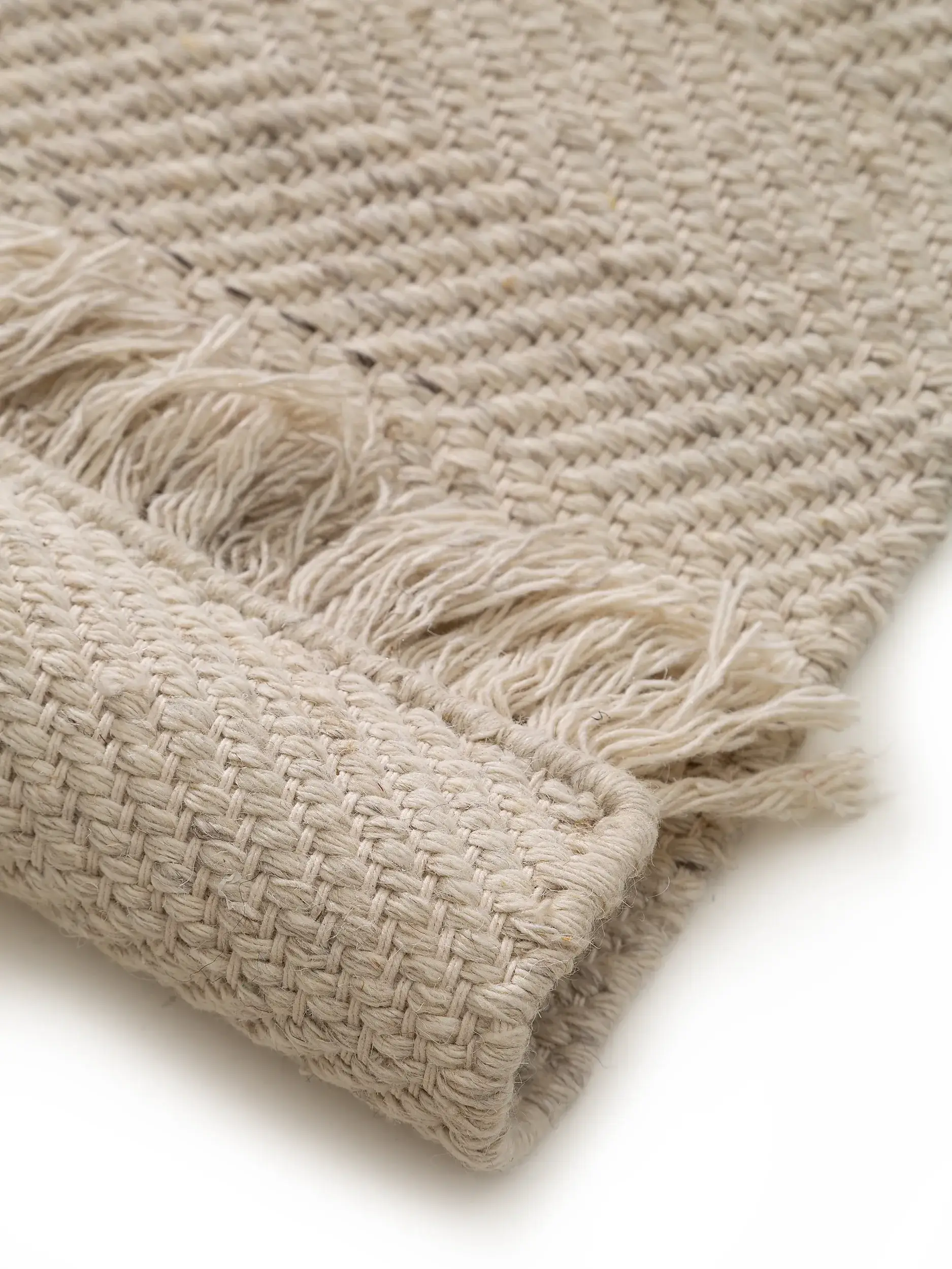 Teppich aus 60% Wolle, 20% Baumwolle, 20% Polyester in Beige mit 60% Wolle, 20% Baumwolle, 20% Polyester hohem Flor von benuta Pure