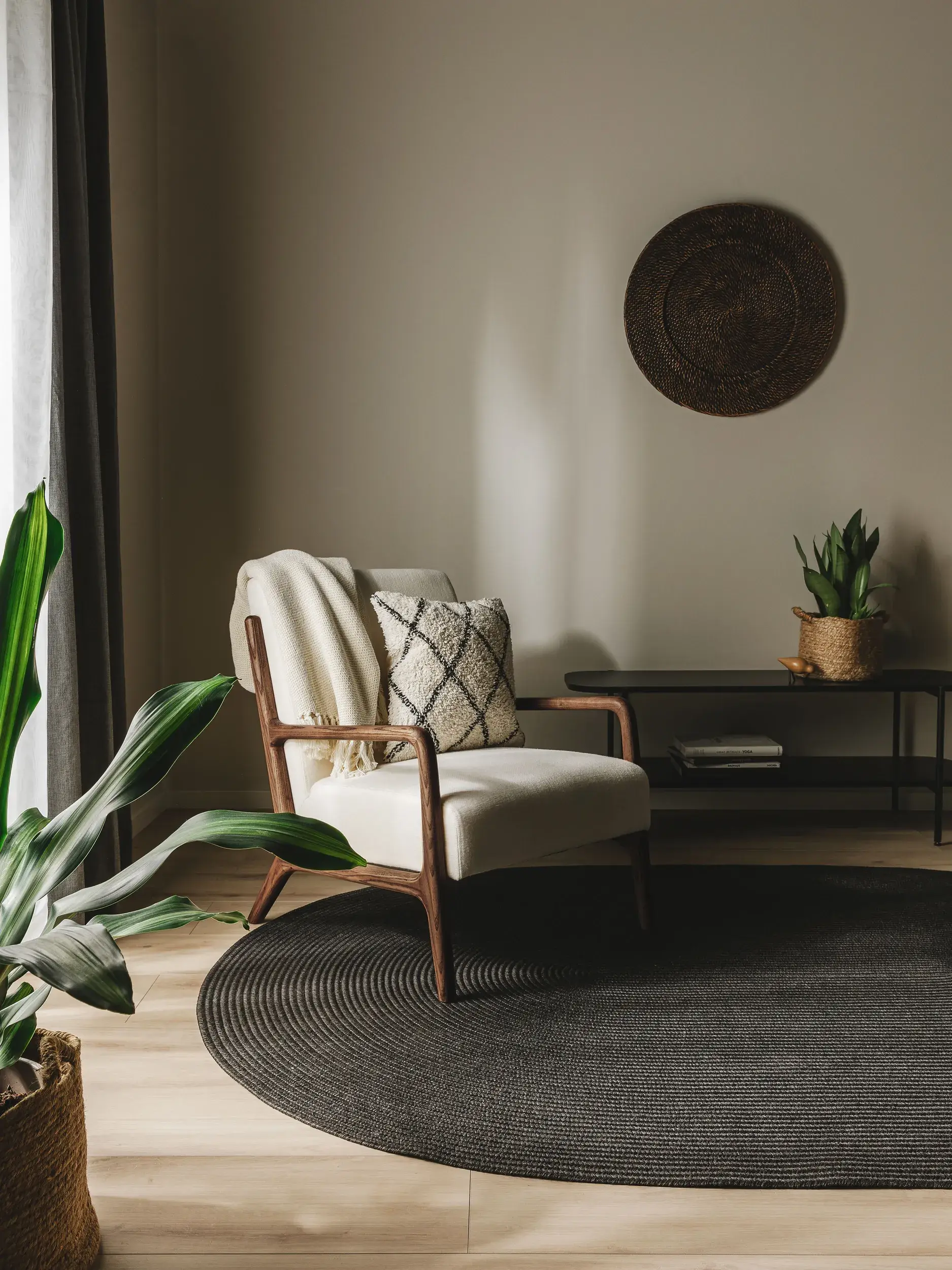Rug made of 80% Polypropylen, 20% Polyester in Schwarz with a 80% Polypropylen, 20% Polyester high pile by benuta Nest