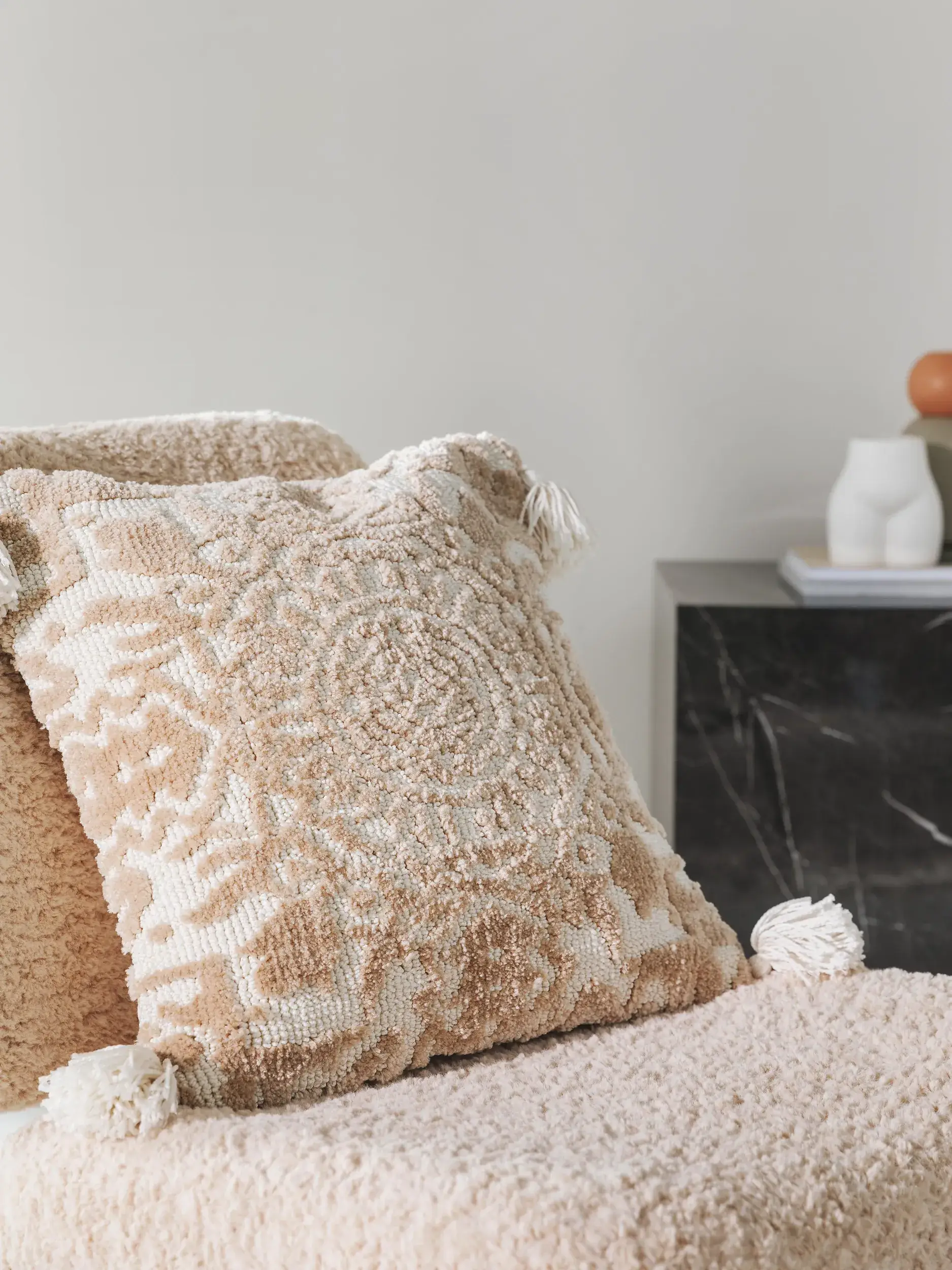 Kissenbezug Elias Beige im Design MitFransen aus 60% Polyester, 40% Baumwolle von benuta Nest