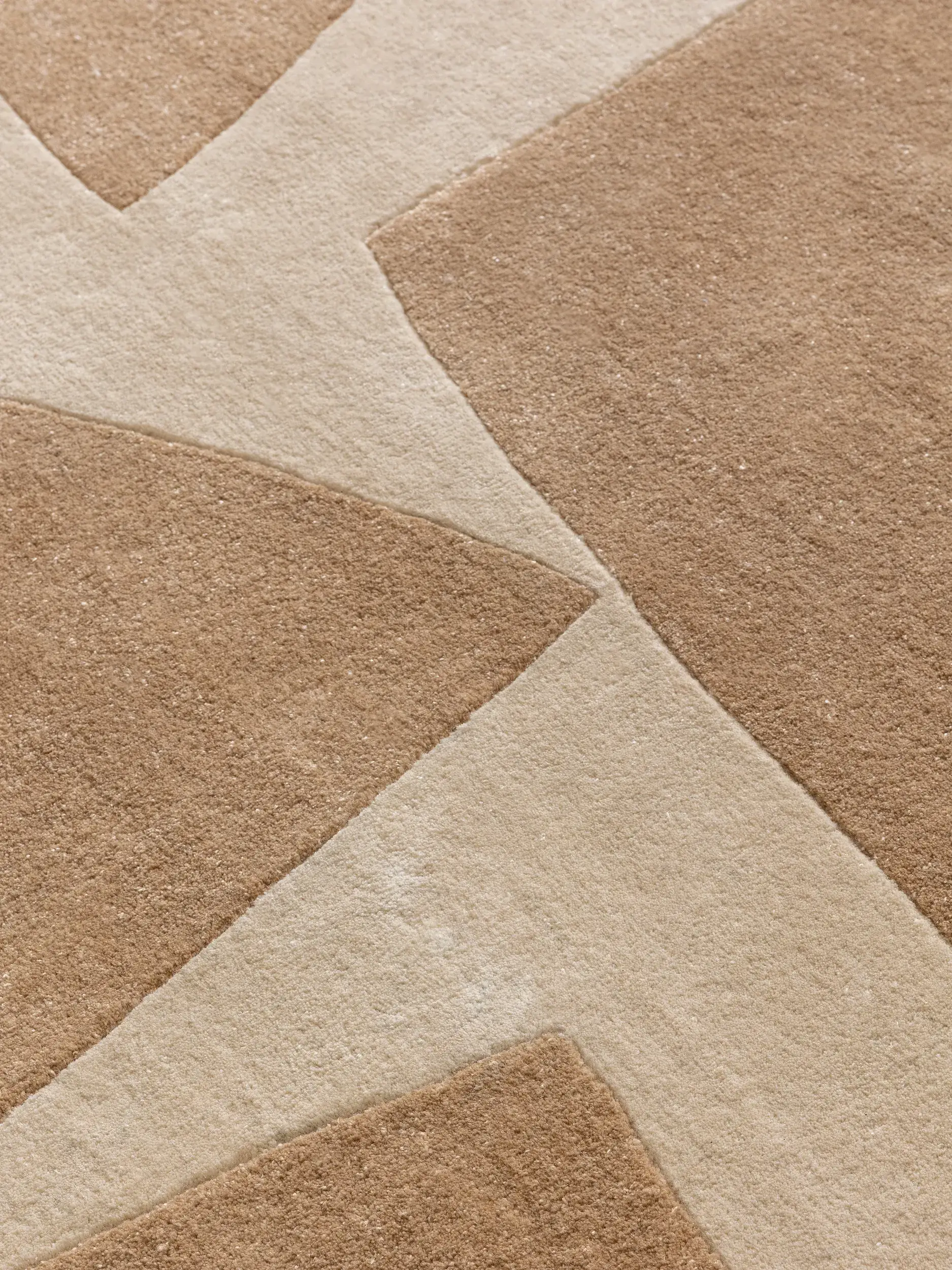Rug made of 100% Polyester (recyceltes PET) in Beige with a 100% Polyester (recyceltes PET) high pile by benuta Pure