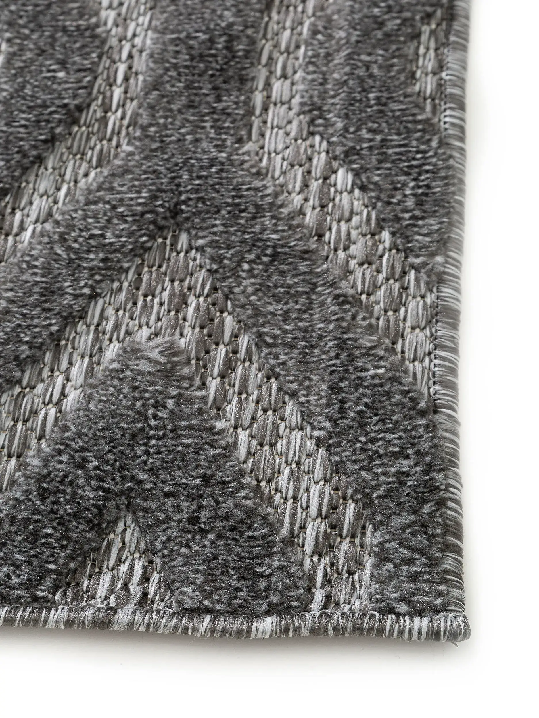 Rug made of 100% Polypropylen in Grey with a 100% Polypropylen high pile by benuta