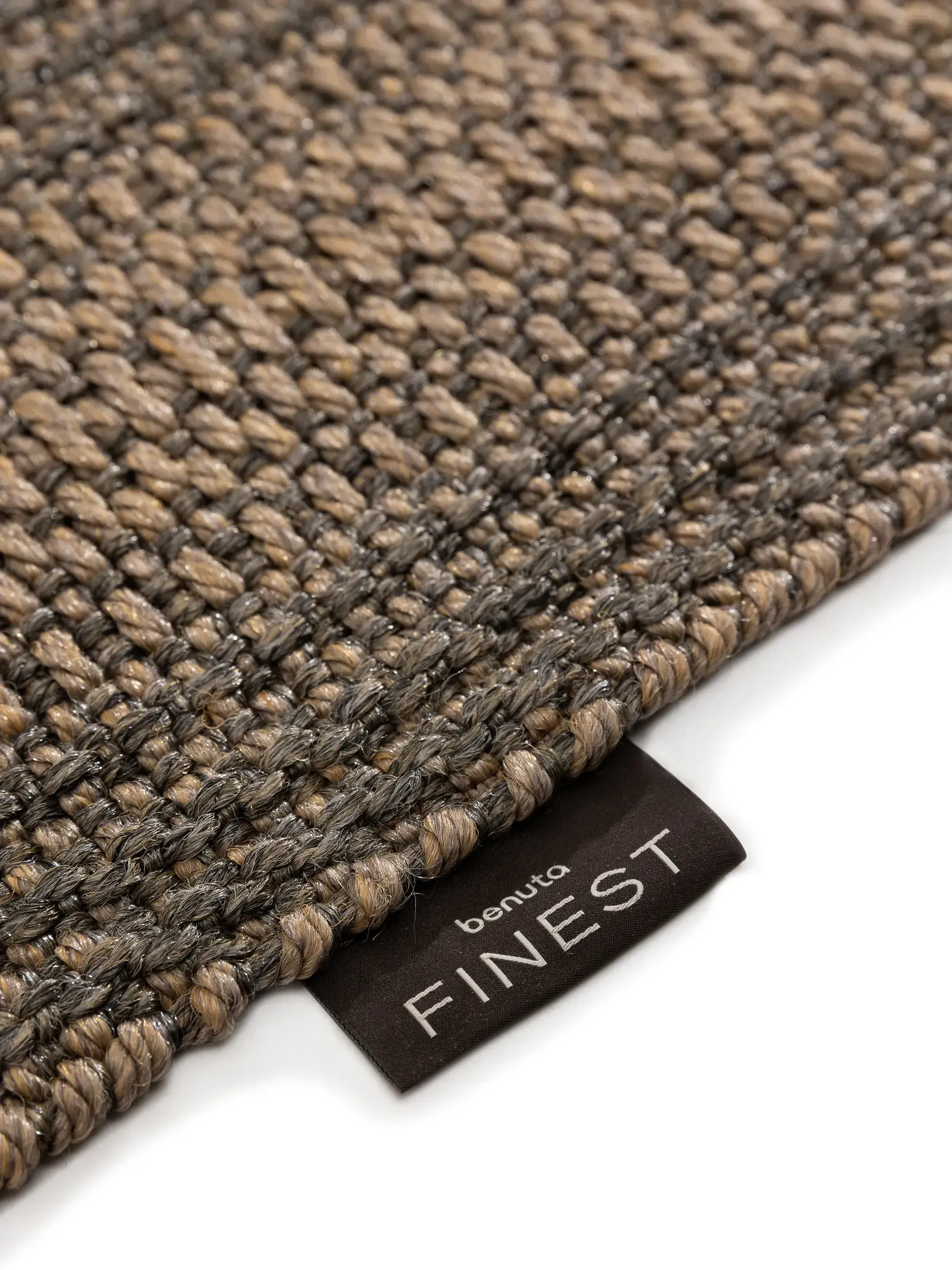 Rug made of 100% Polypropylen in Beige with a 100% Polypropylen high pile by benuta Finest