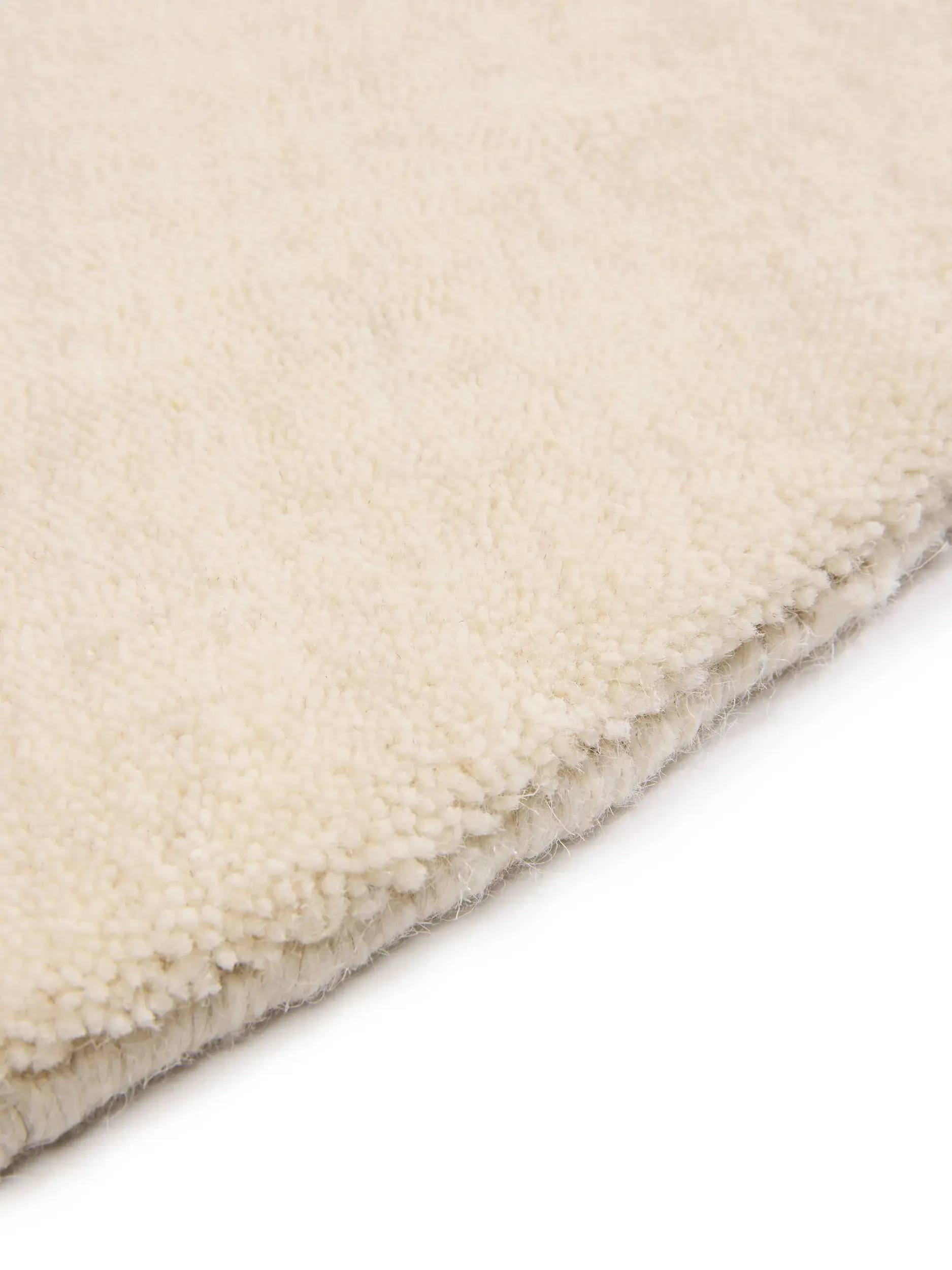 Teppich aus 100% Wolle in Beige mit 100% Wolle hohem Flor von benuta Pure
