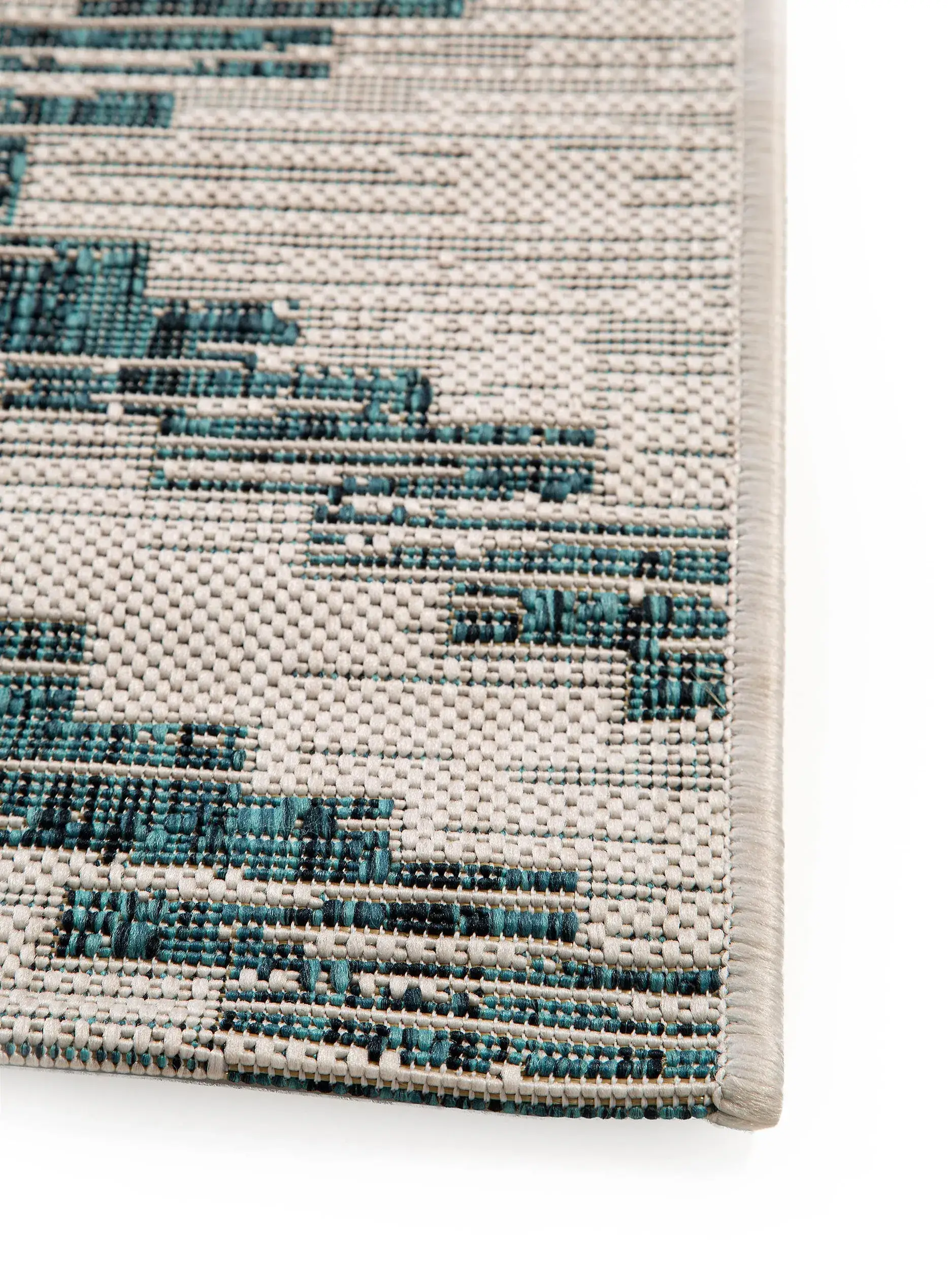 Tapijt van 100% Polypropyleen in Blauw met een 100% Polypropyleen hoge pool van benuta nest