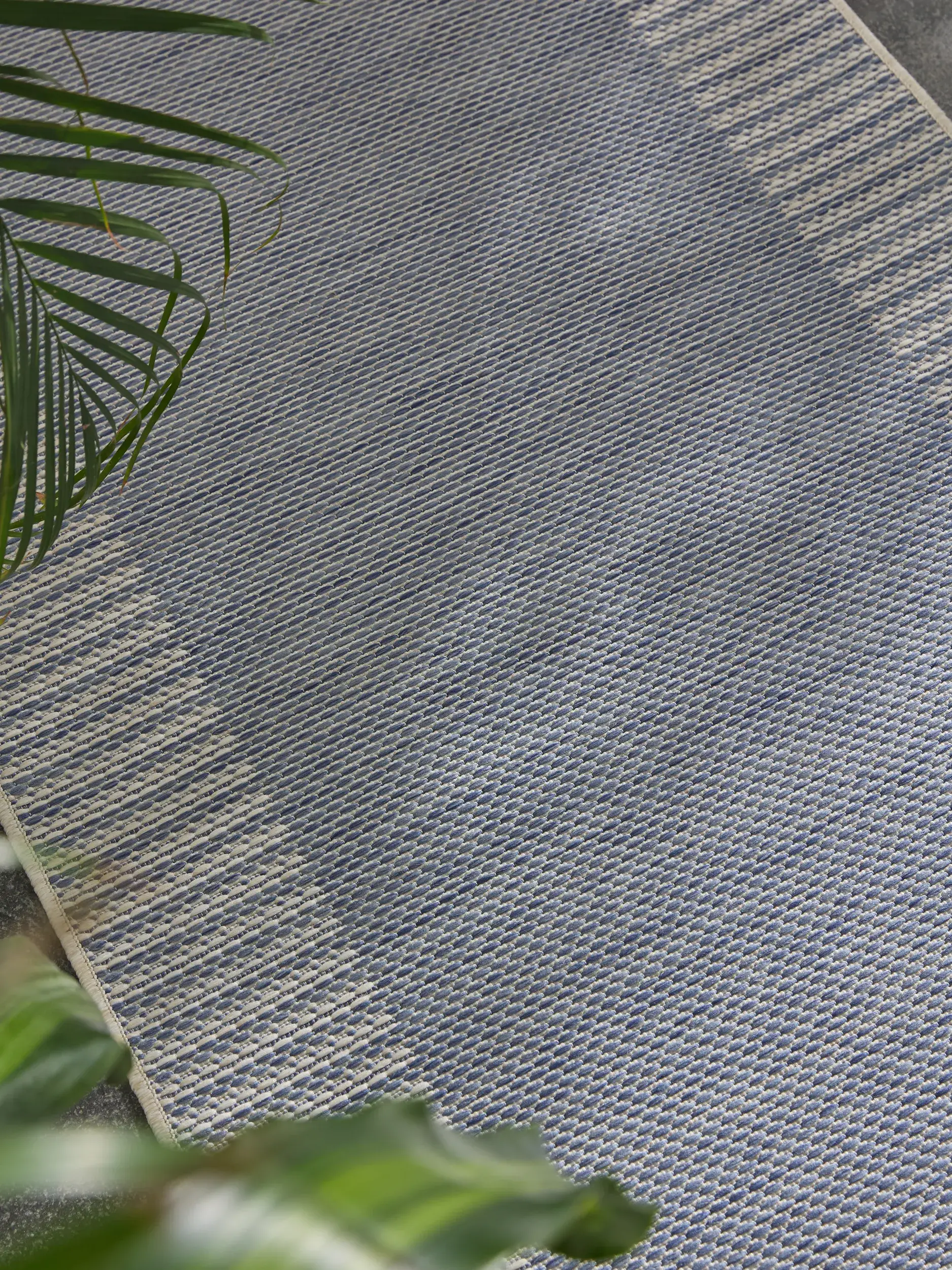 Teppich aus 100% Polypropylen in Blau mit 100% Polypropylen hohem Flor von benuta Nest