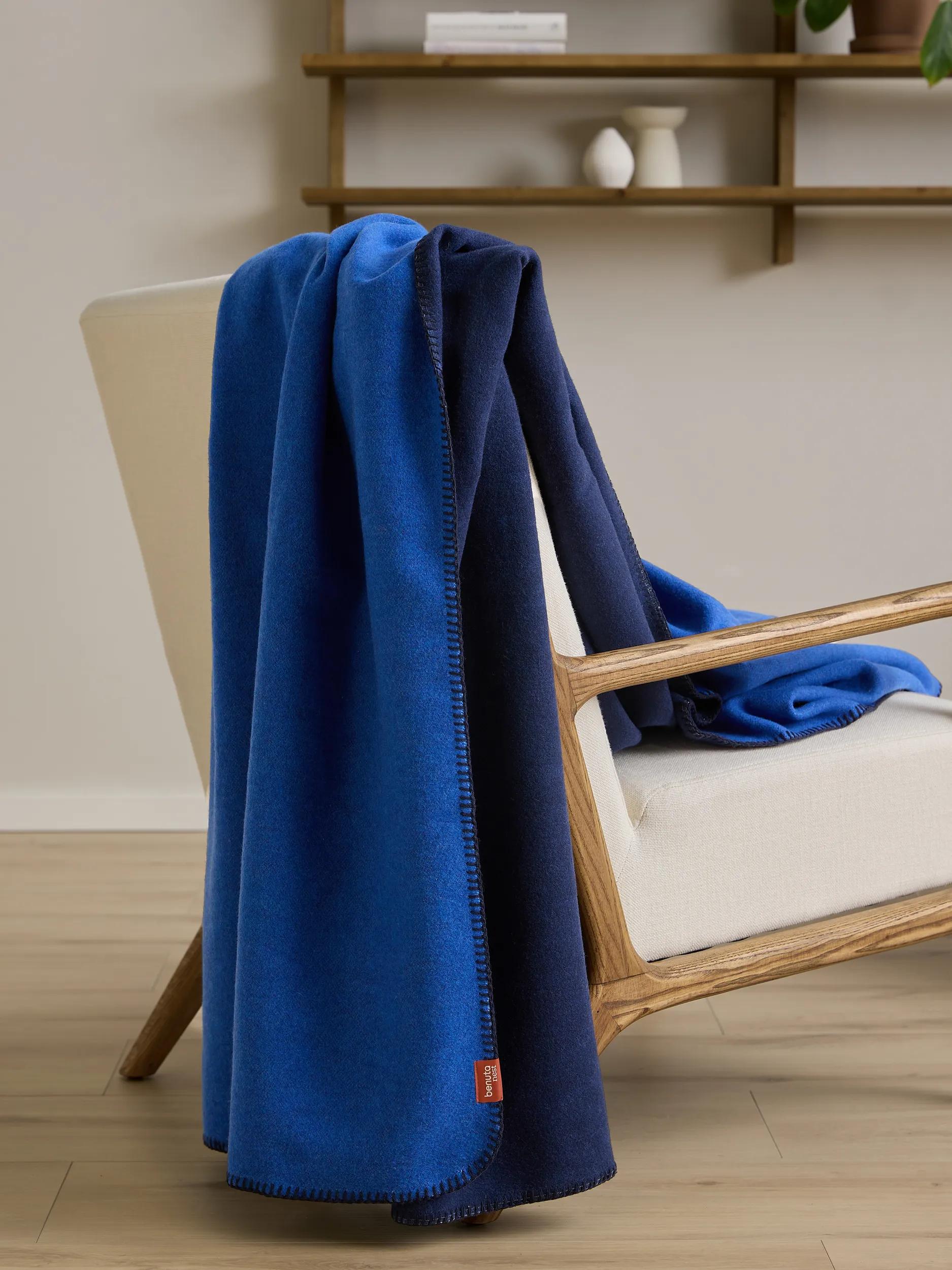 Buy Blanket Mona Blue | benuta