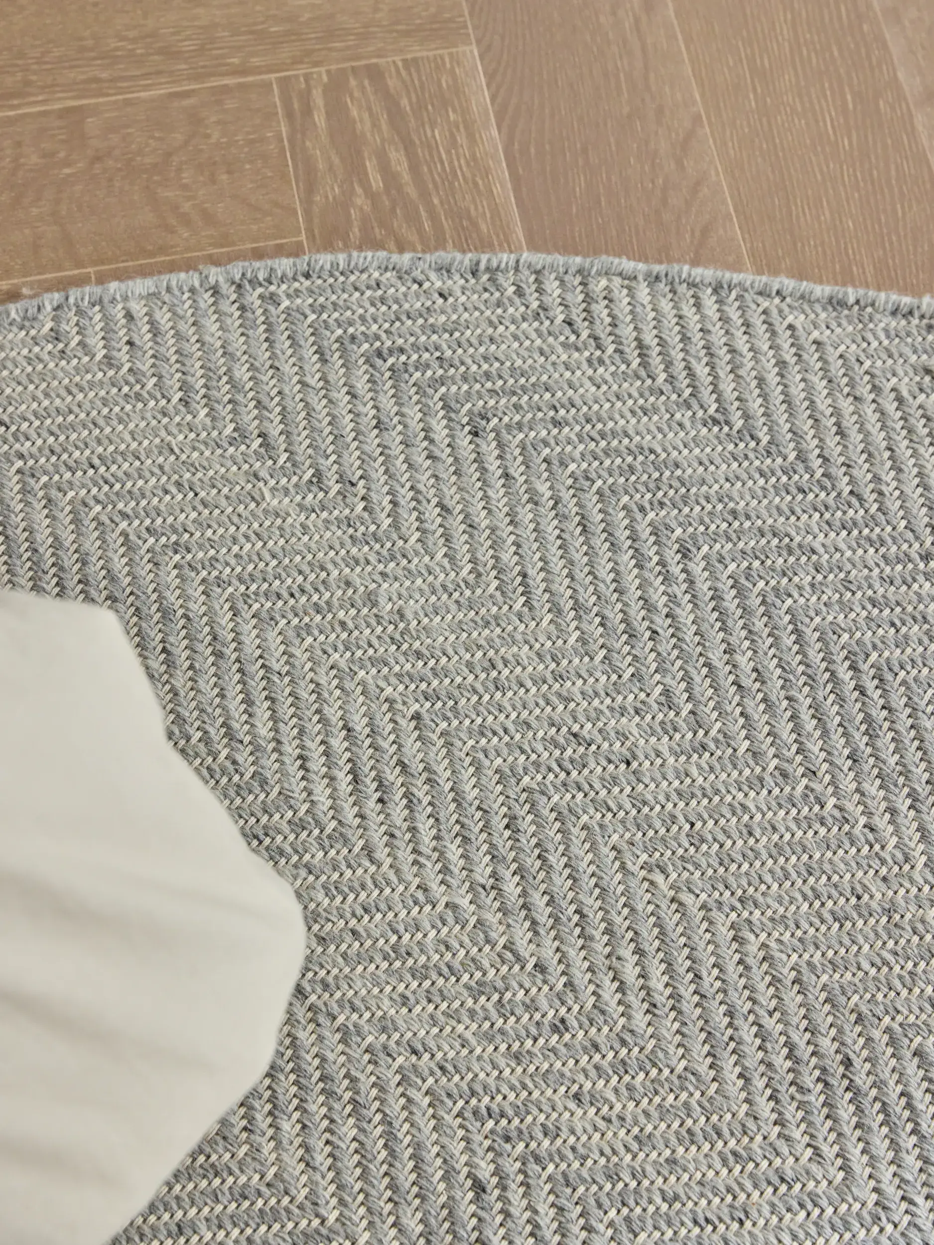 Rug Lars made of 60% Wool, 20% Cotton, 20% Polyester in Grey by benuta Pure
