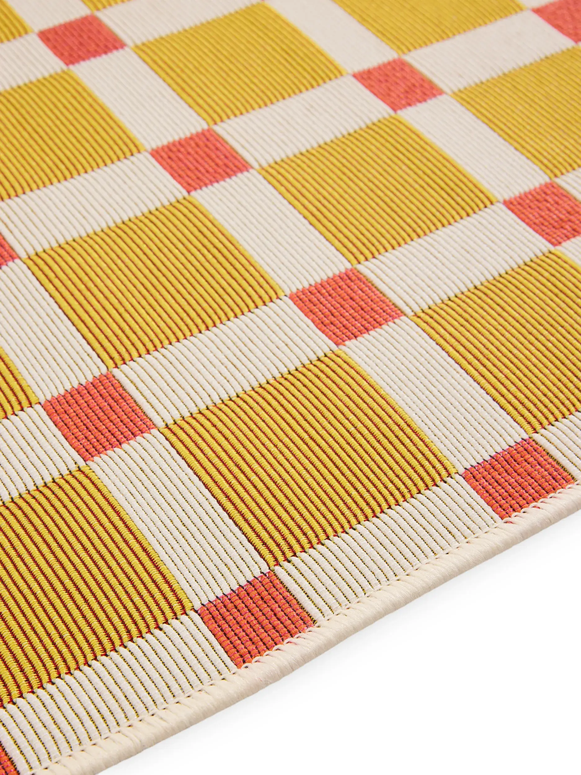 Rug made of 76% Polypropylen, 23% Polyester, 1% Latex in Orange with a 76% Polypropylen, 23% Polyester, 1% Latex high pile by benuta Pop