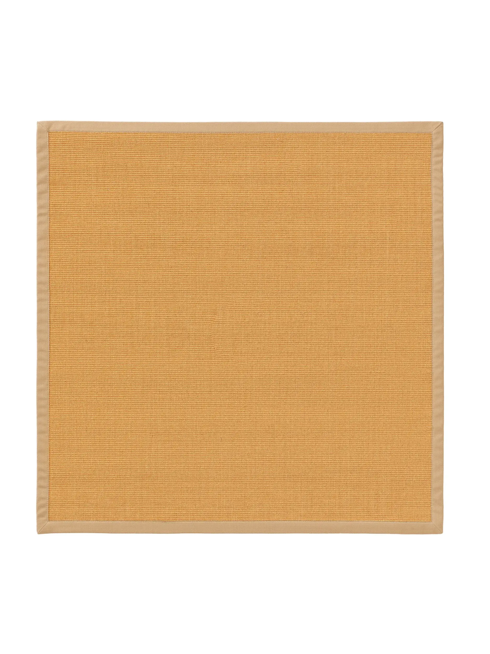 Matta av 100% Sisal i Beige med 100% Sisal hög lugg från benuta nest