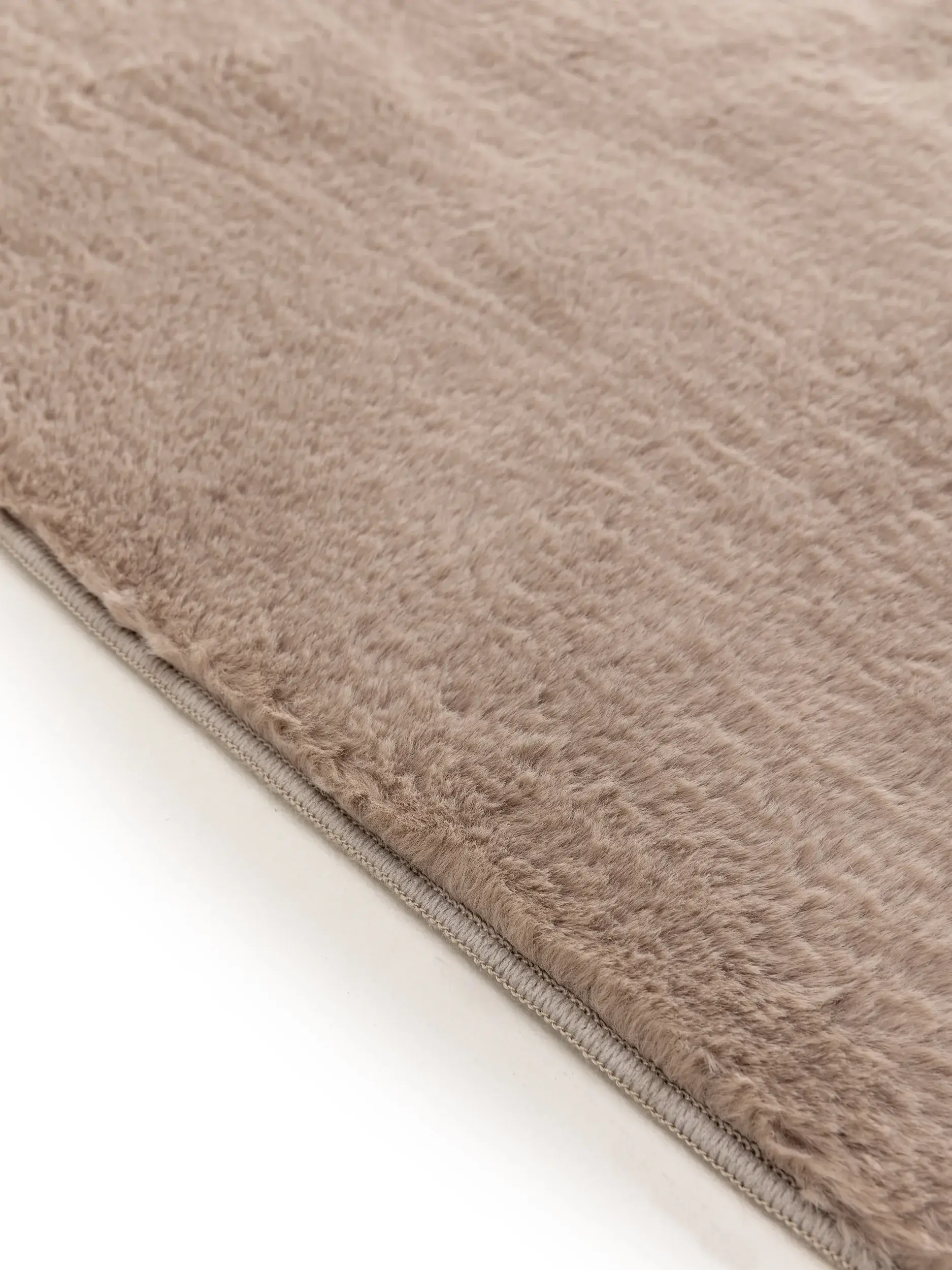 Tapete de 100% Polyester em Taupe com pelo de 100% Polyester de altura da benuta Basic