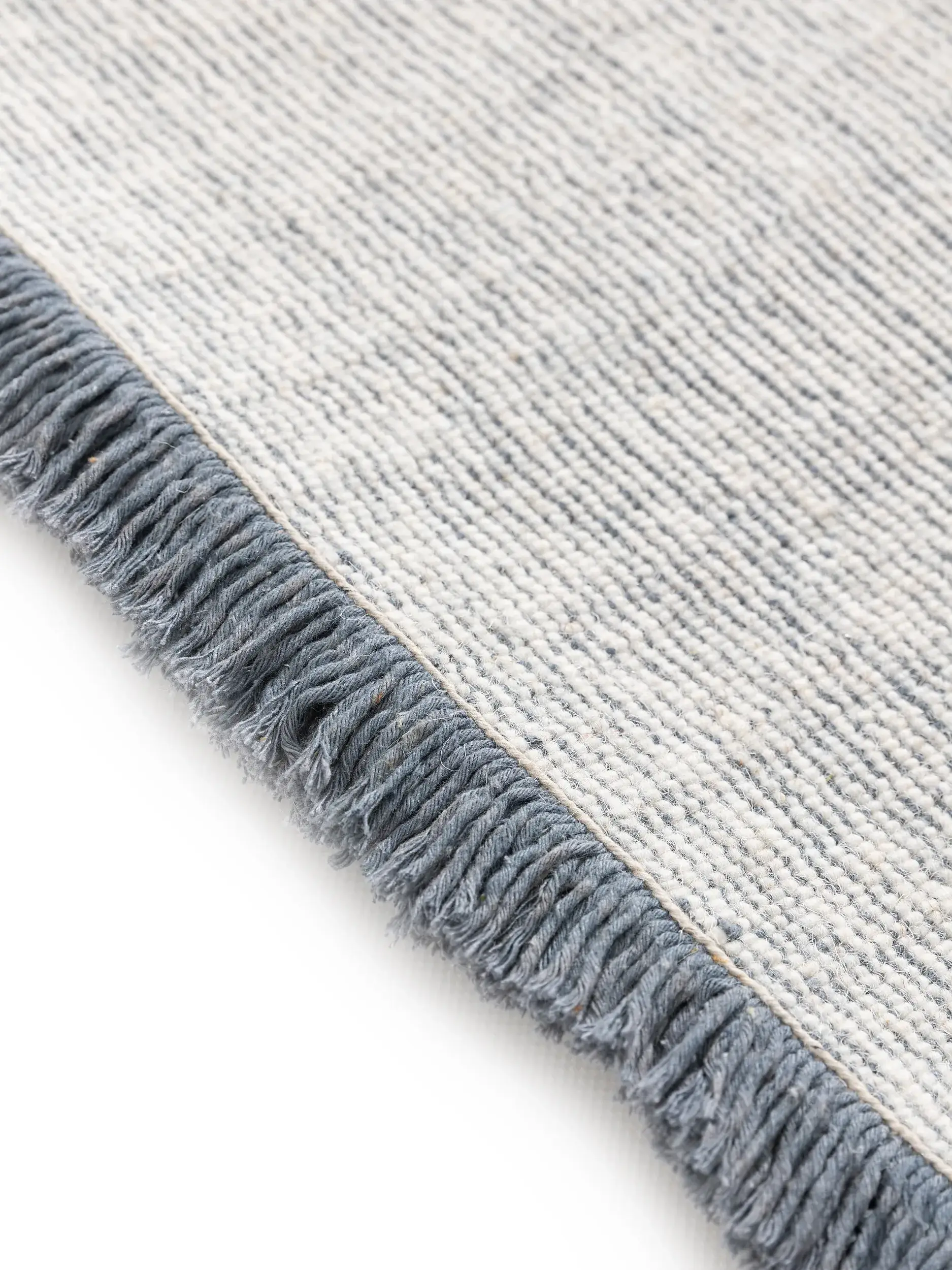 Teppich aus 70% Wolle, 30% Baumwolle in Blau mit 70% Wolle, 30% Baumwolle hohem Flor von benuta Nest