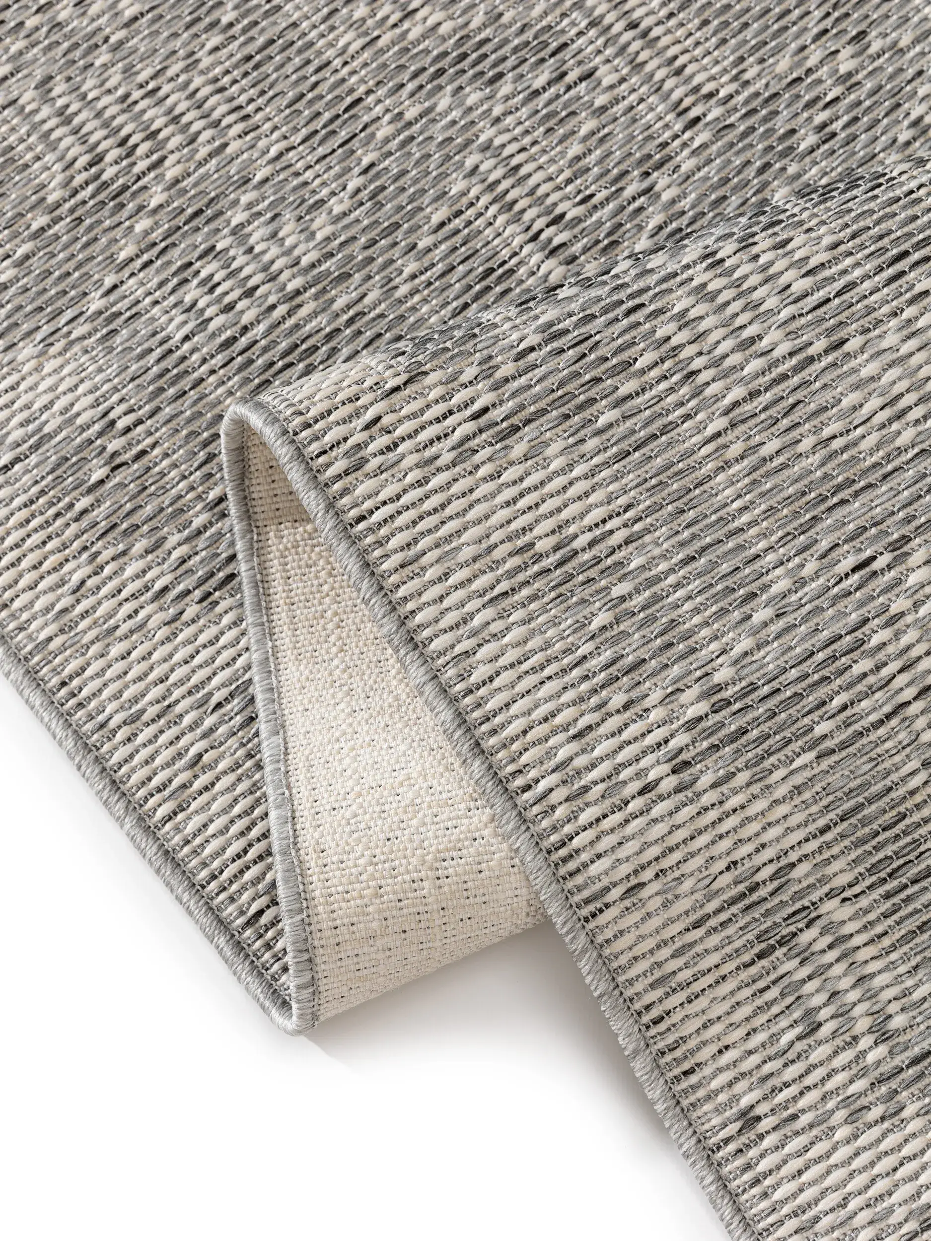 Rug made of 100% Polypropylen in Grey with a 100% Polypropylen high pile by benuta Nest