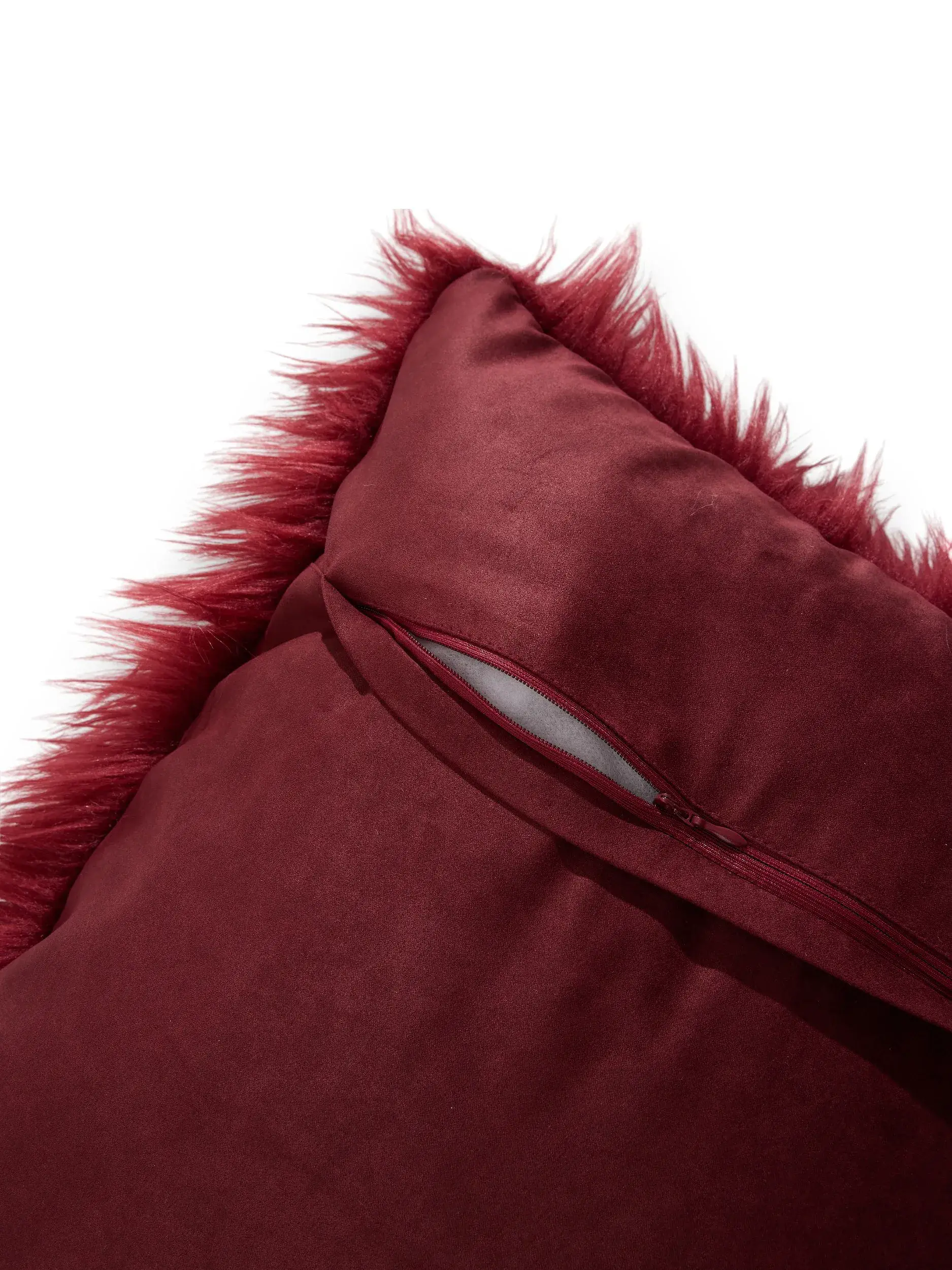 Kissen Nanuk Bordeaux im Design Einfarbig aus 70% Polyacryl, 30% Polyester von benuta Pop
