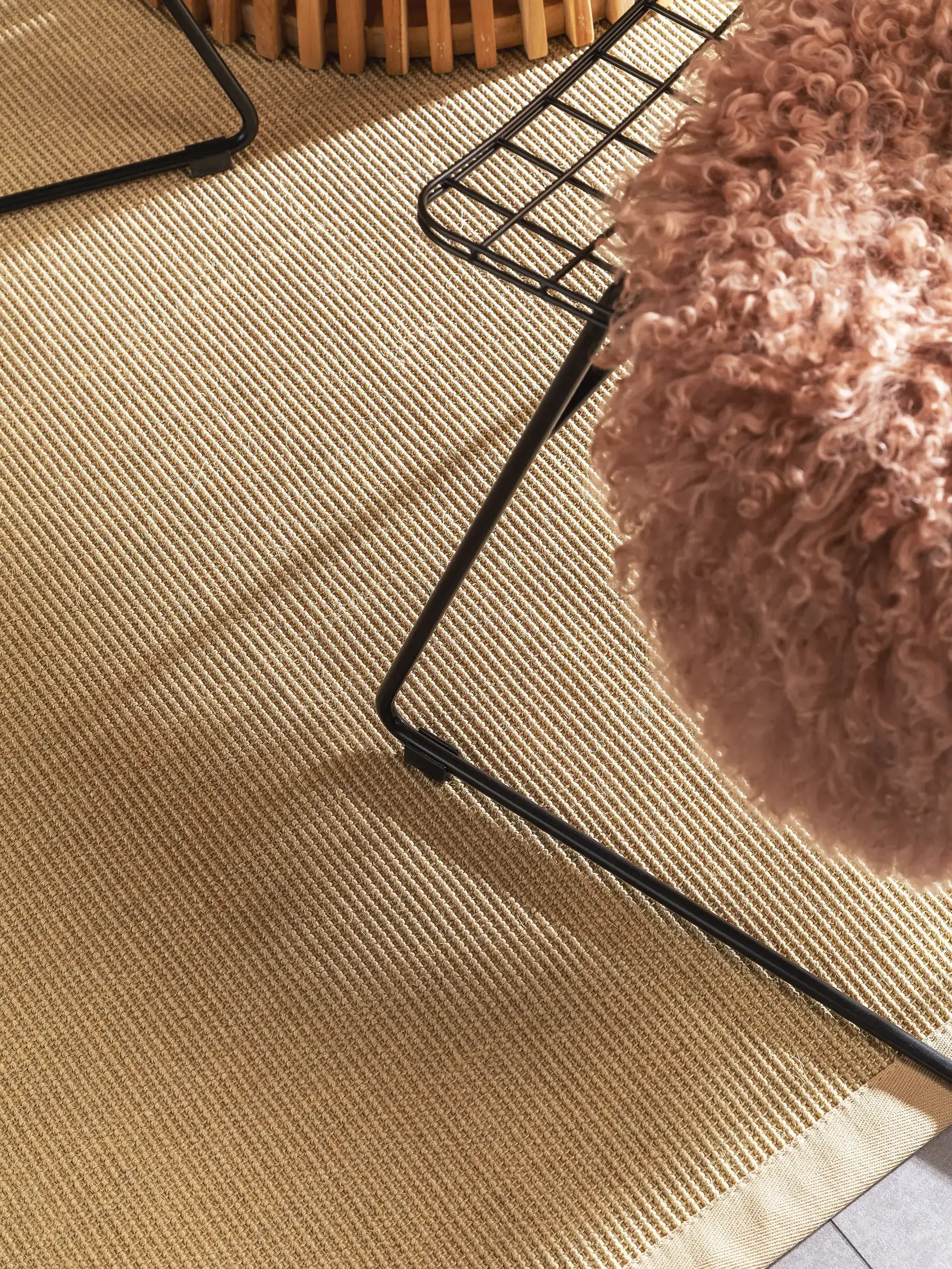 Matto 100% Sisala värissä Beige 100% Sisal korkealla nukalla merkiltä benuta Nest