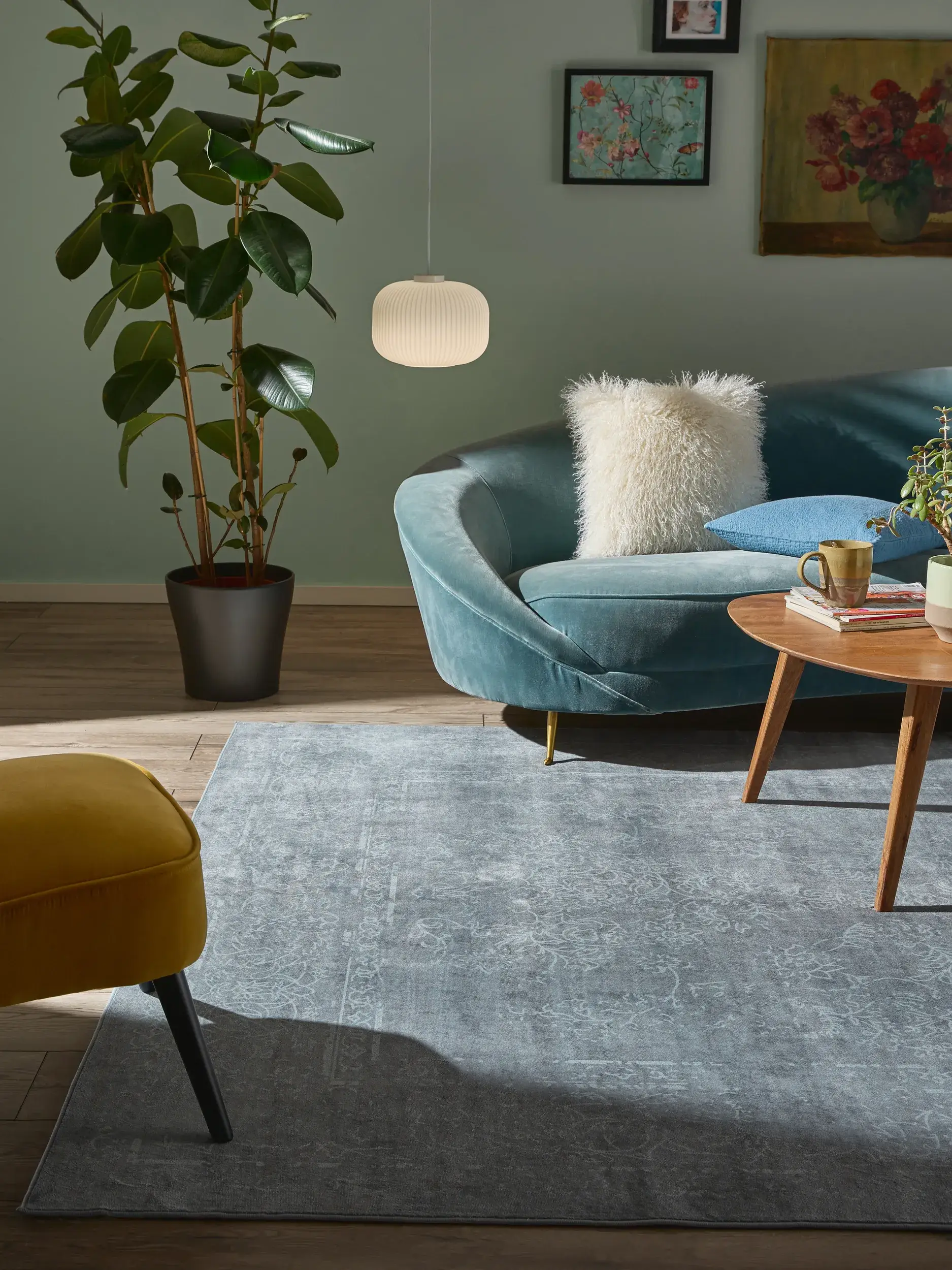 Teppich aus 100% Polyester in Beige mit 100% Polyester hohem Flor von benuta Nest