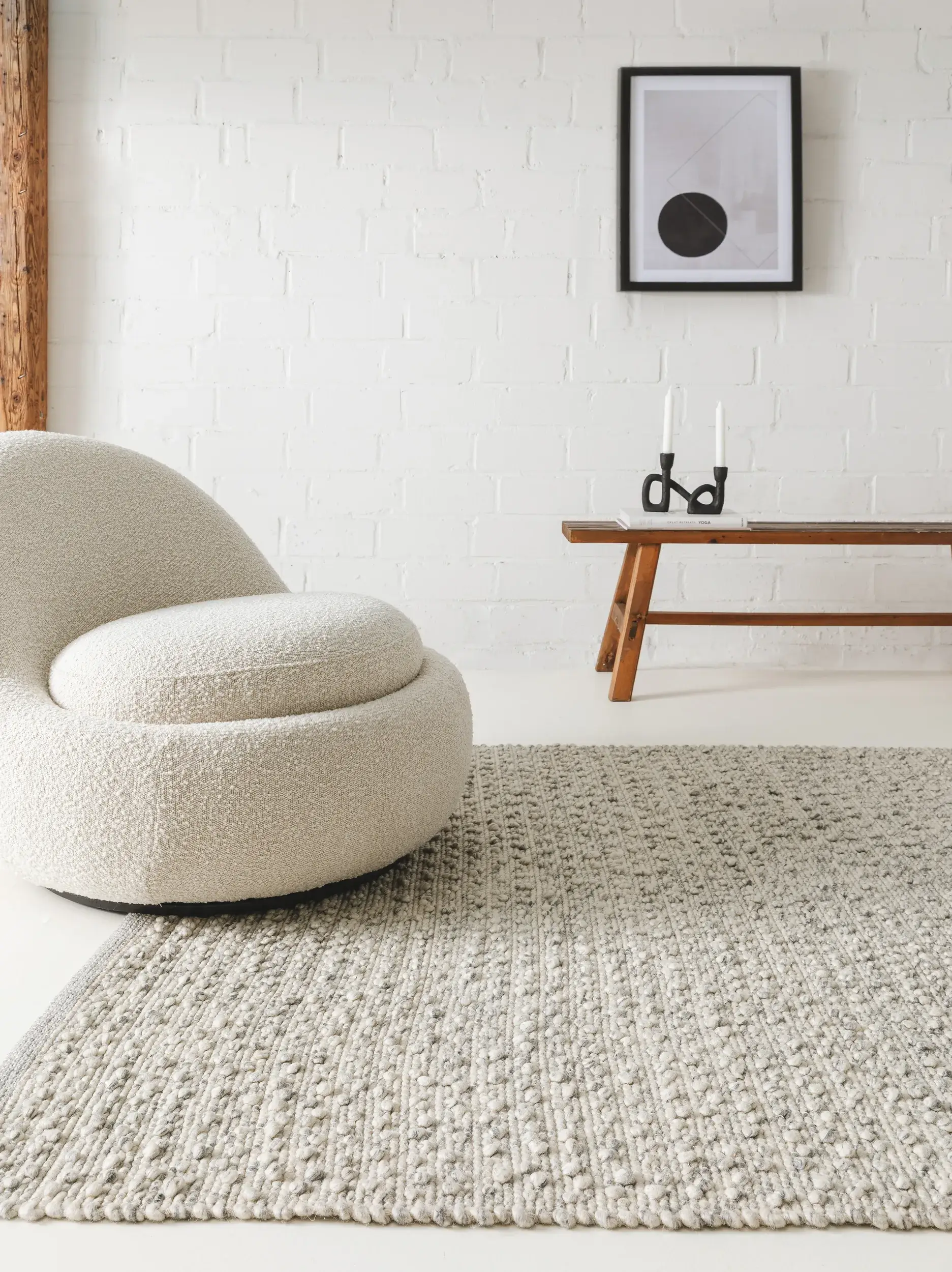 Rug made of 40% Wolle, 30% Baumwolle, 20% Polyester, 10% Viskose in Grau with a 40% Wolle, 30% Baumwolle, 20% Polyester, 10% Viskose high pile by benuta Pure
