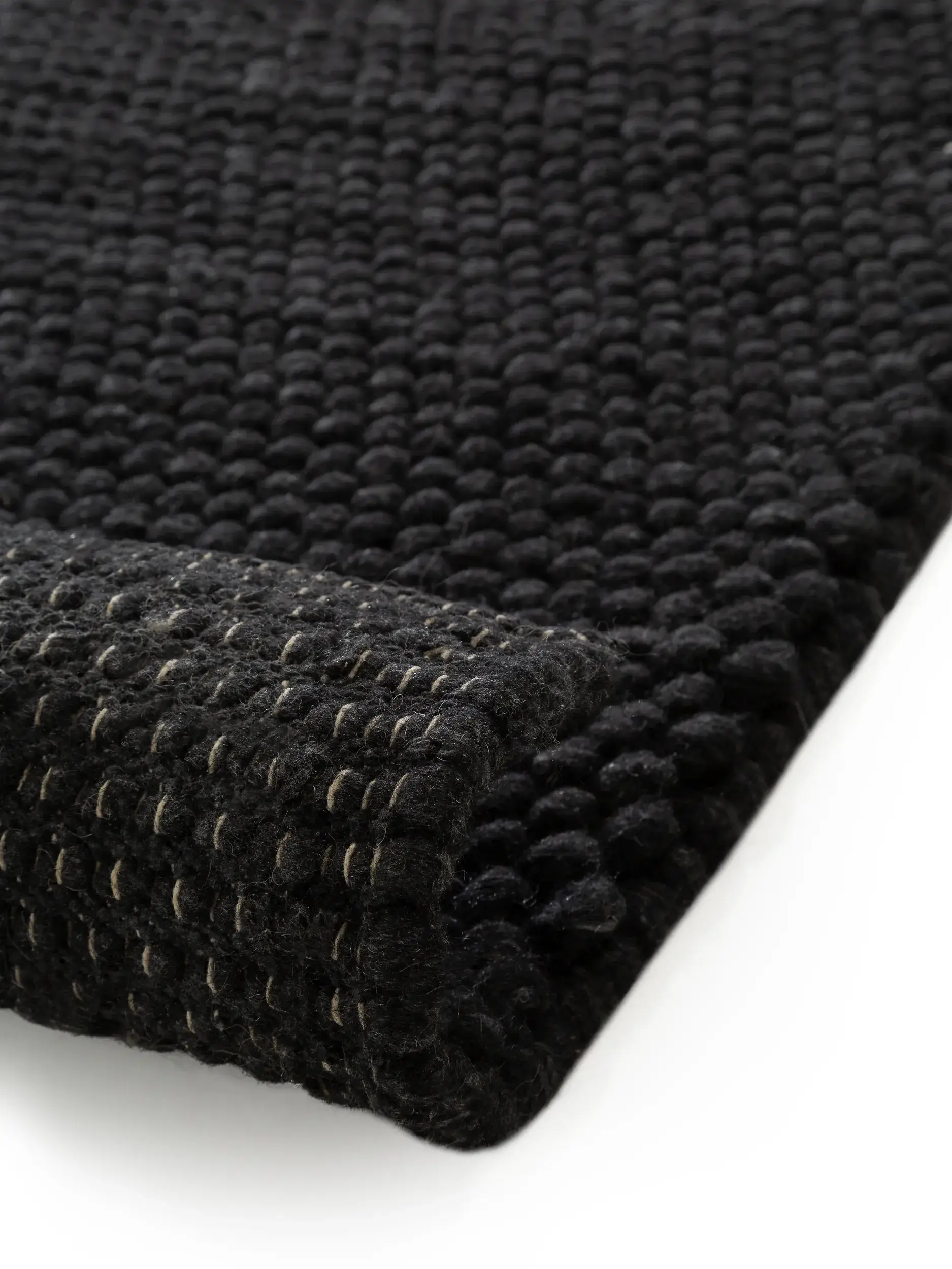 Teppich aus 70% Wolle, 30% Polyester in Grau mit 70% Wolle, 30% Polyester hohem Flor von benuta Pure