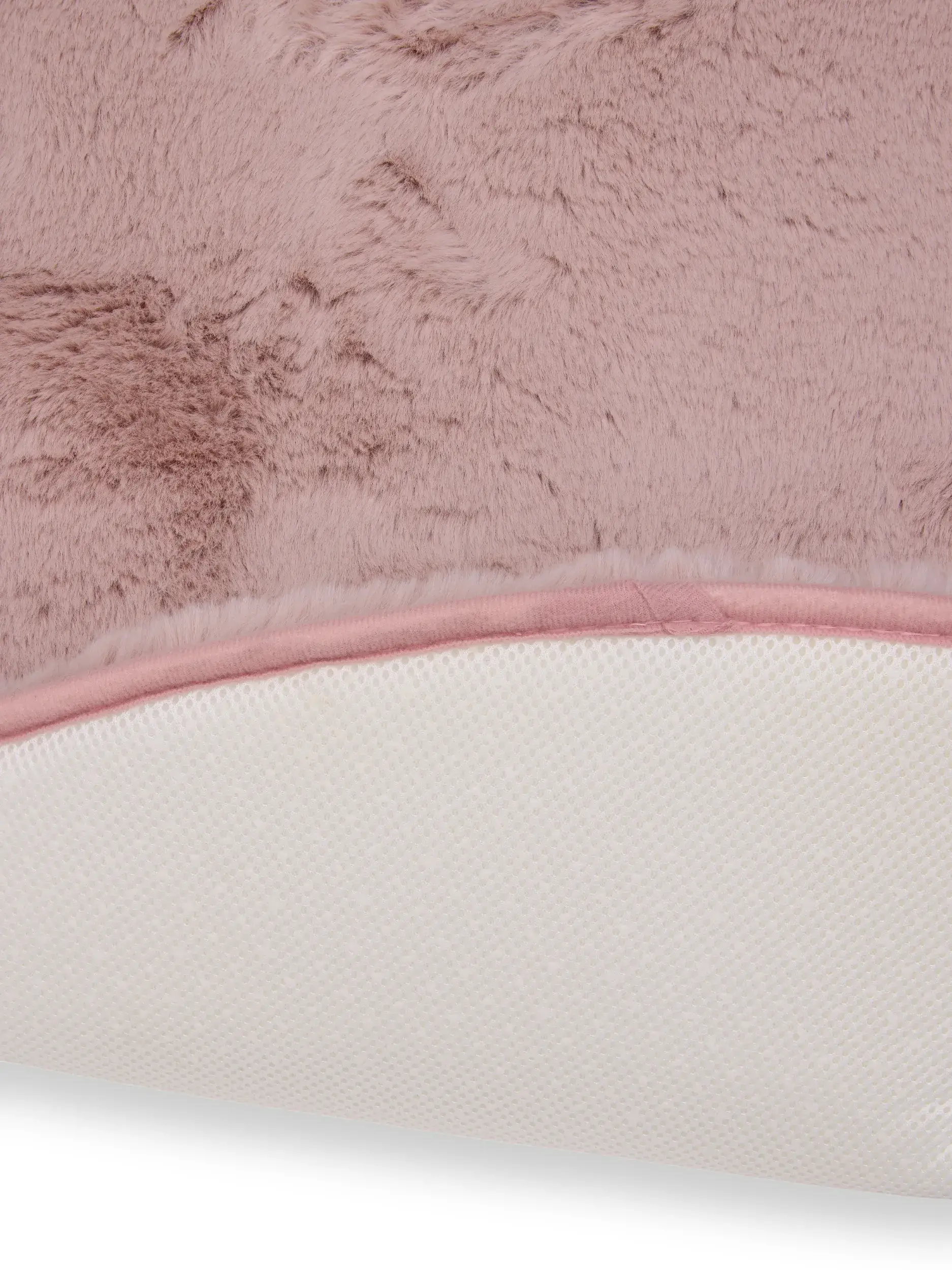 Teppich Dave aus 100% Polyester in Rosa von Lytte