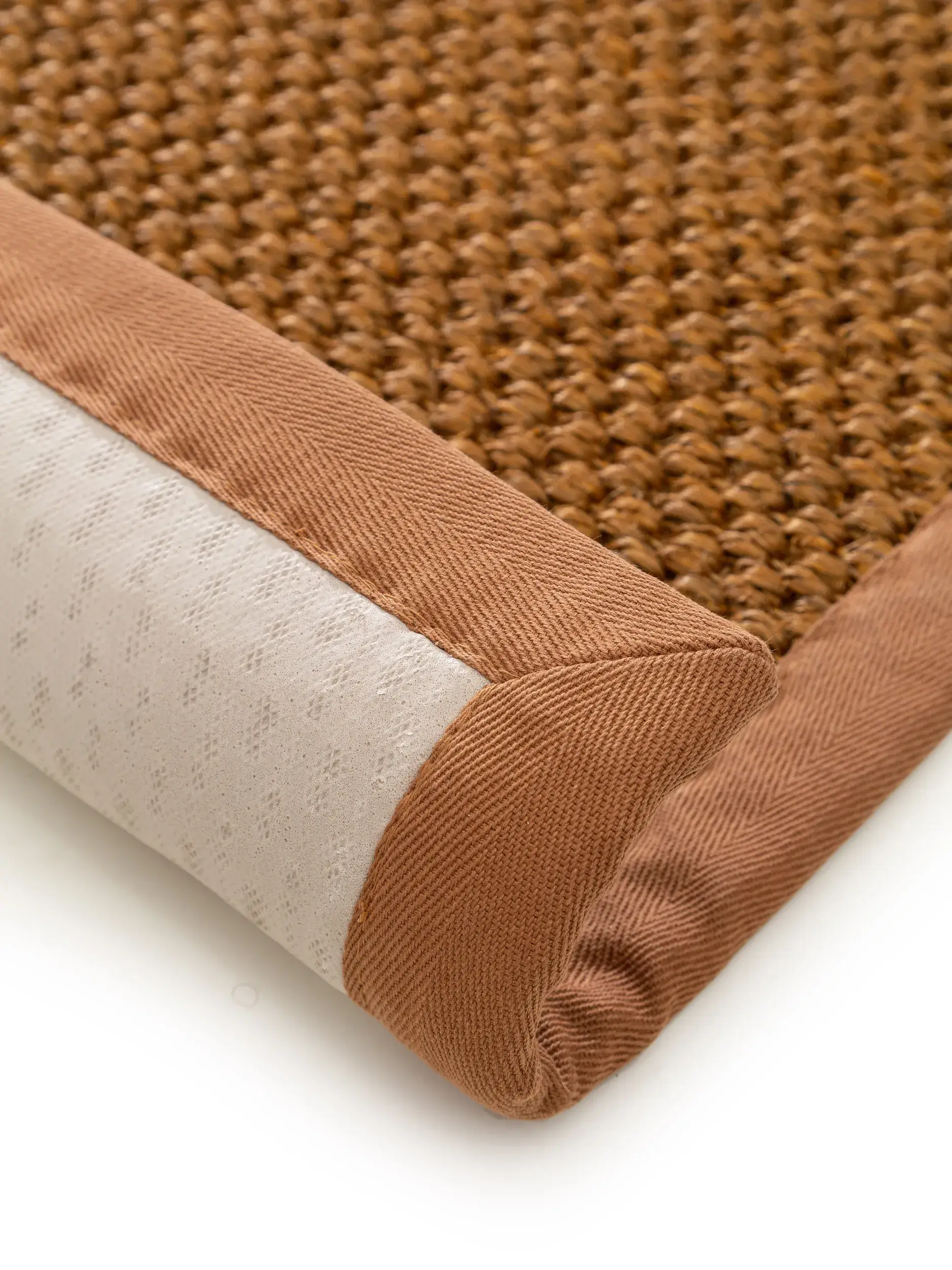 Fußmatte Greta Hellbraun im Design Bordüre aus 100% Sisal von benuta Pure