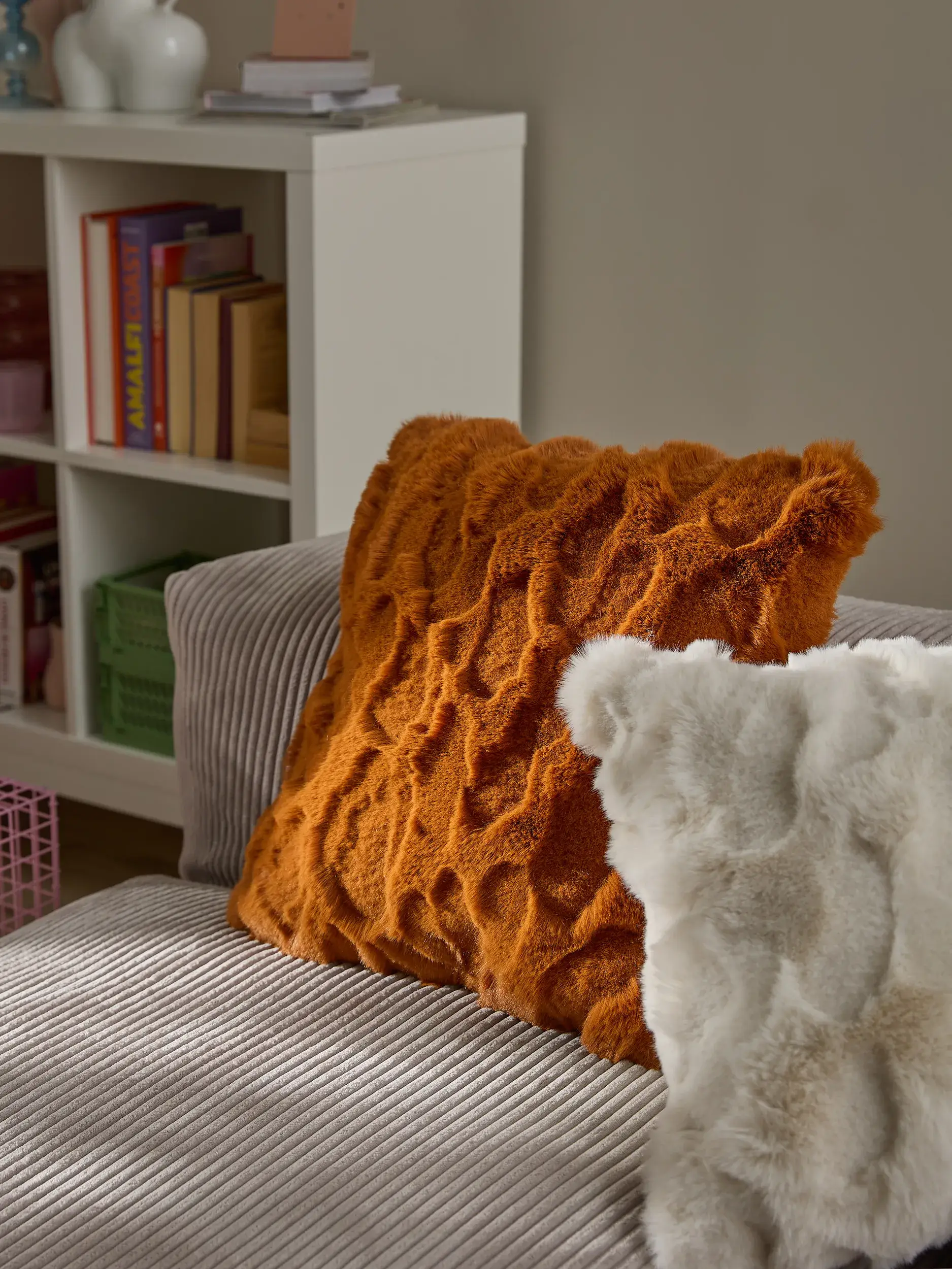 Cushion Cover Immy Orange im Design AnimalDesign aus 100% Polyester von benuta Pop