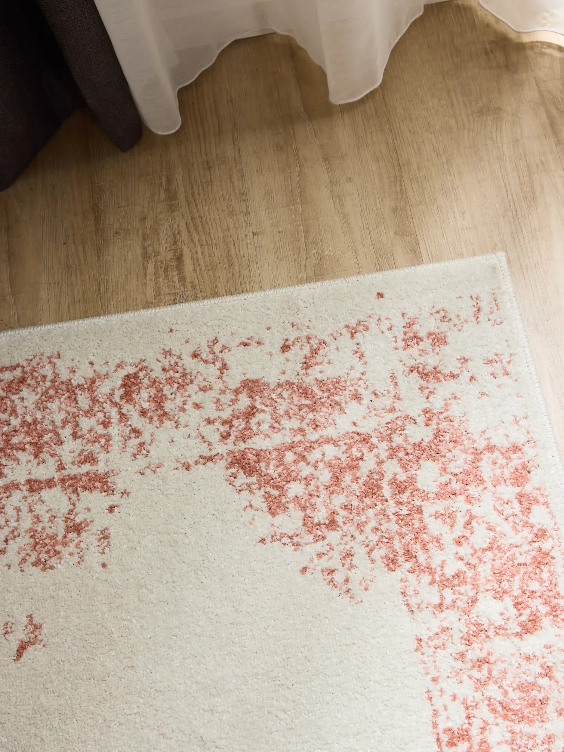 Rug made of 100% Polypropylen in Beige with a 100% Polypropylen high pile by benuta Basic