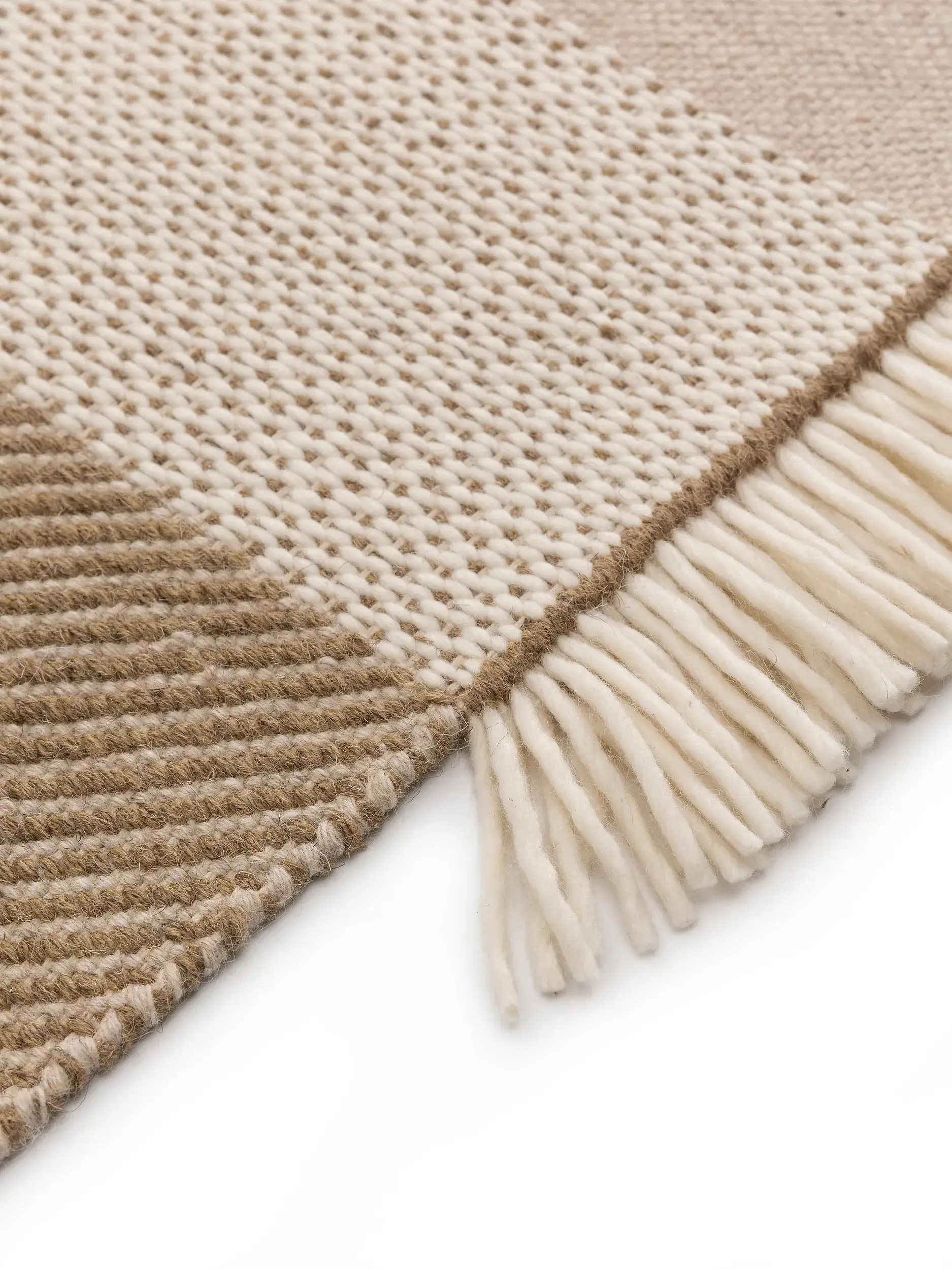 Teppich aus 75% Wolle, 20% Baumwolle, 5% Polyamide in Beige mit 75% Wolle, 20% Baumwolle, 5% Polyamide hohem Flor von benuta Pure
