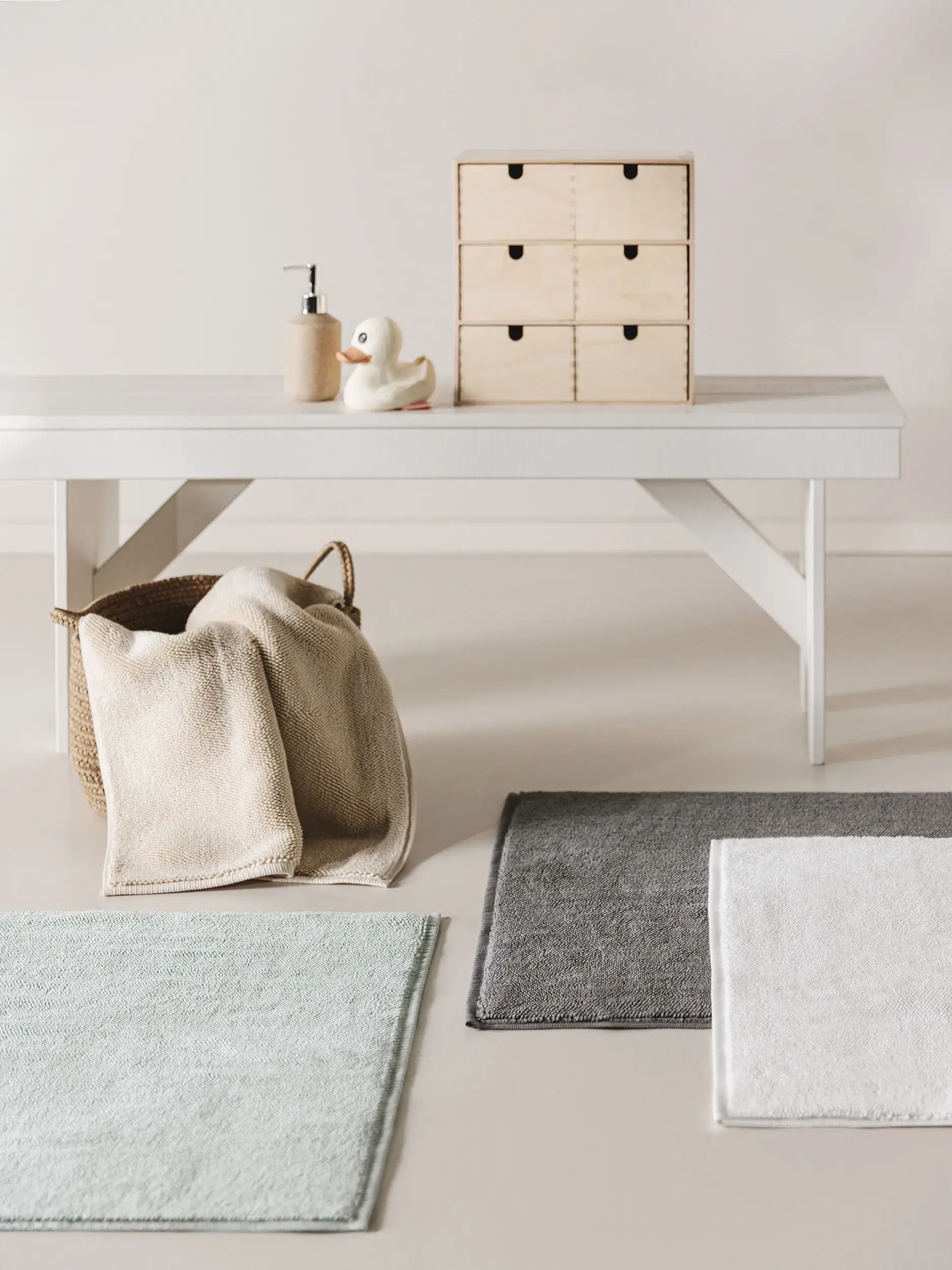 Badmat Ole Beige in Effen-ontwerp van 100% Katoen door benuta nest