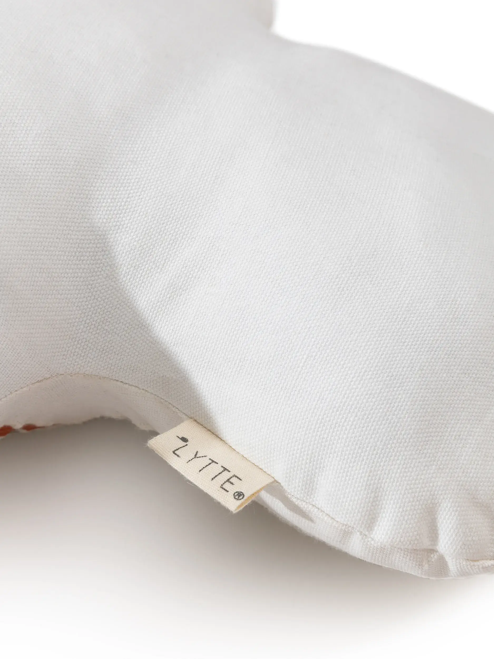 Kissen Isa Beige/Rot im Design Kindermotive aus  von Lytte