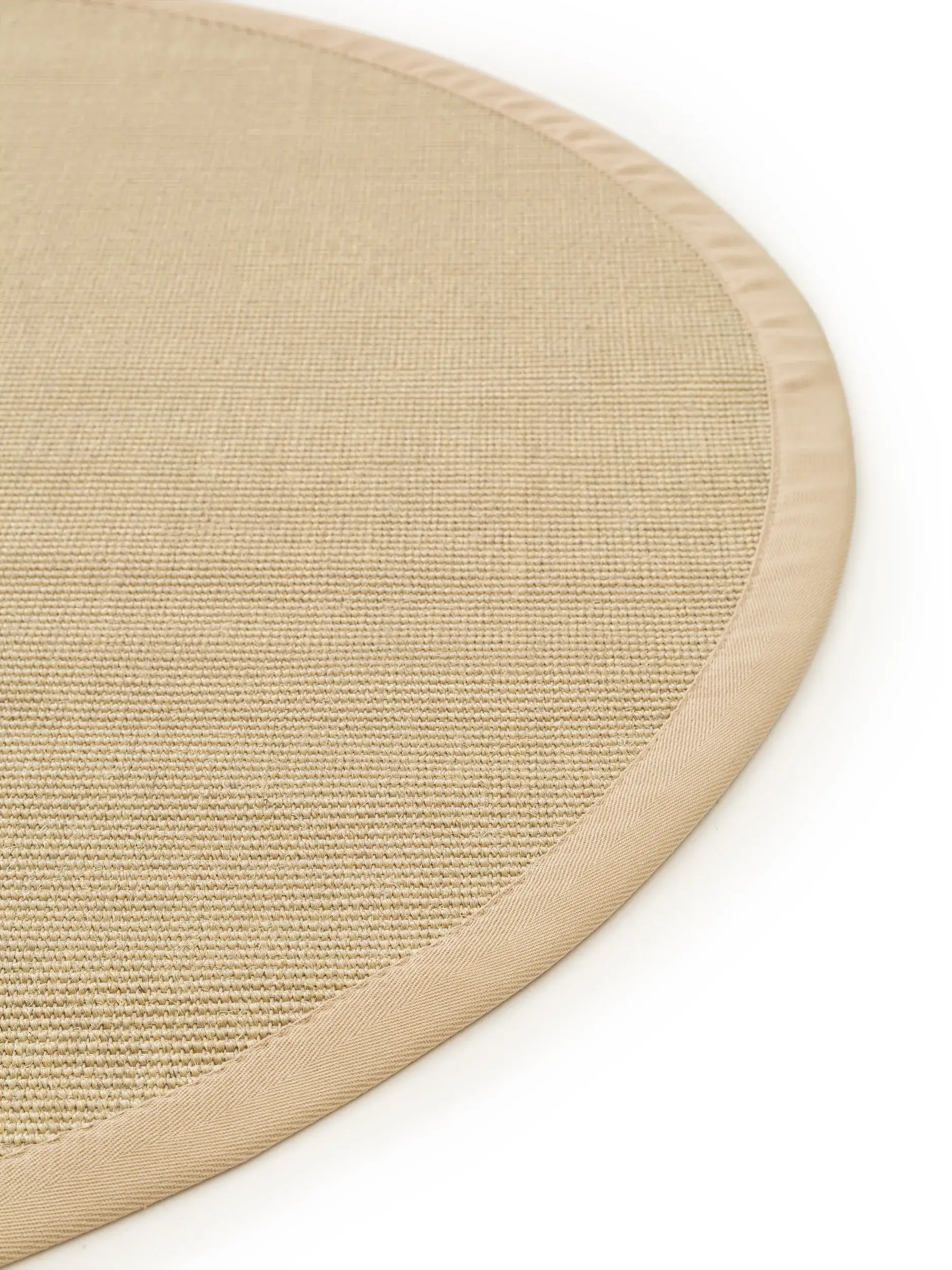 Teppich aus 100% Sisal in Beige mit 100% Sisal hohem Flor von benuta Nest