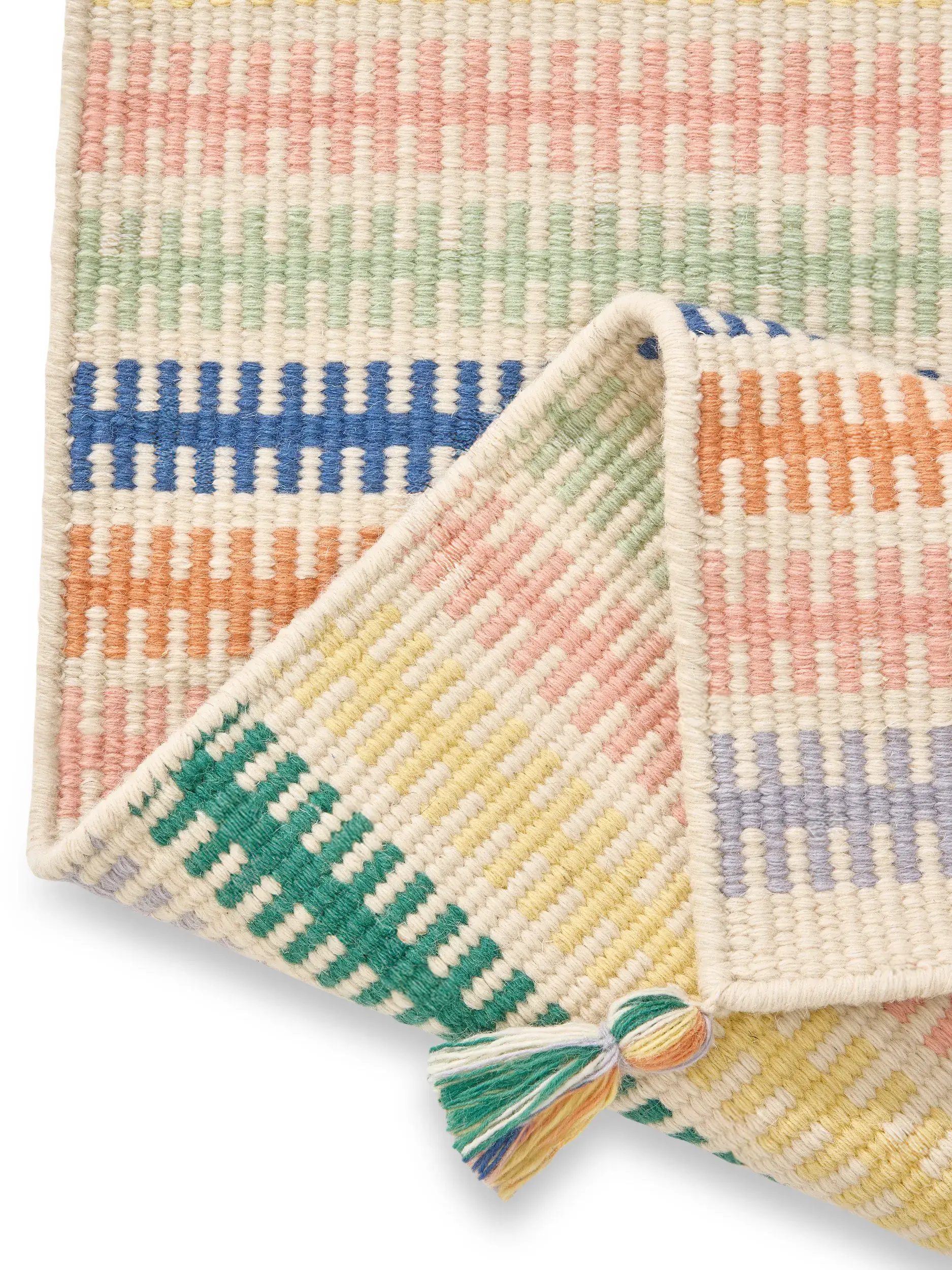 Rug made of 100% Wolle in Multicolor with a 100% Wolle high pile by Lytte