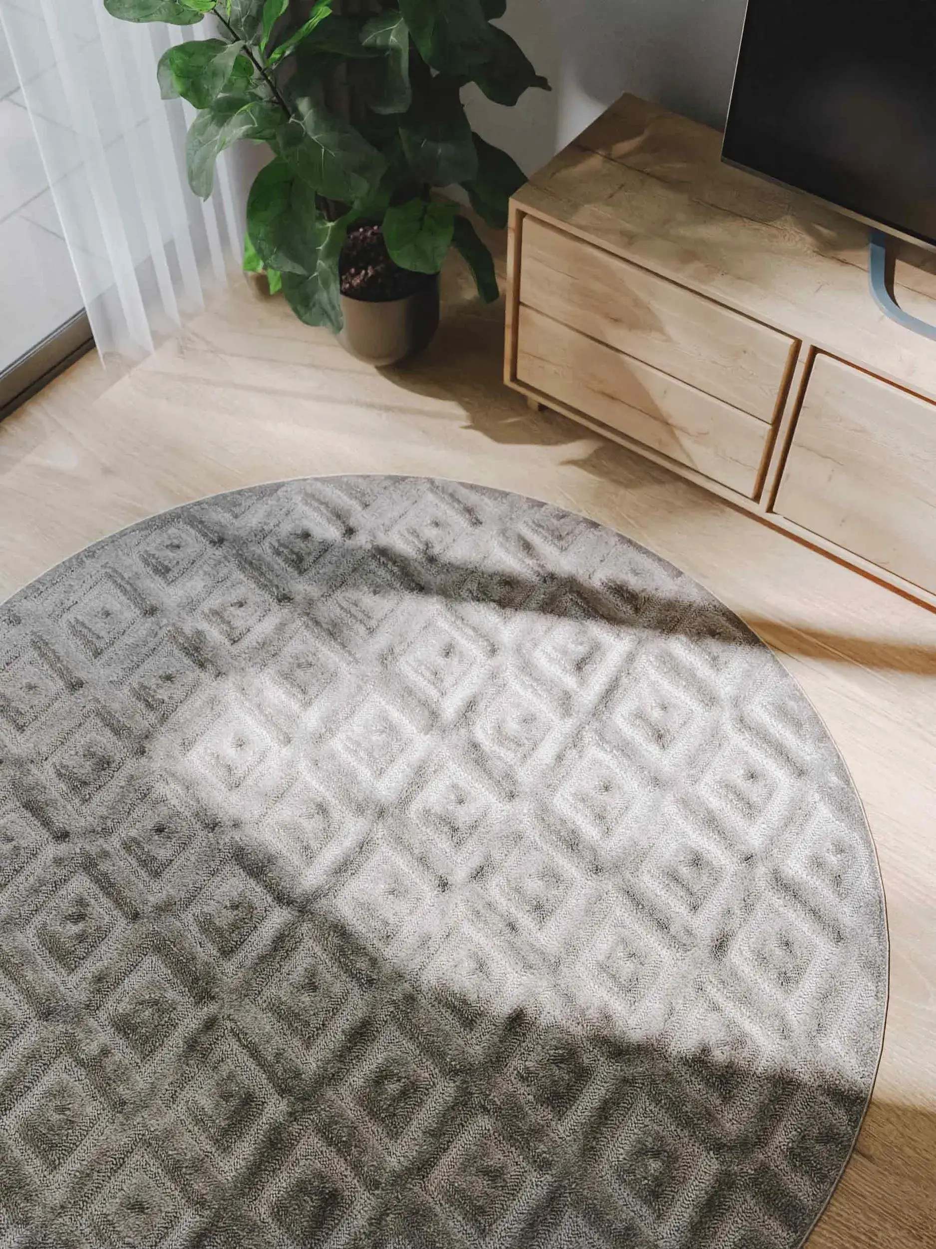 Rug made of 100% Polypropylen in Grey with a 100% Polypropylen high pile by benuta Basic