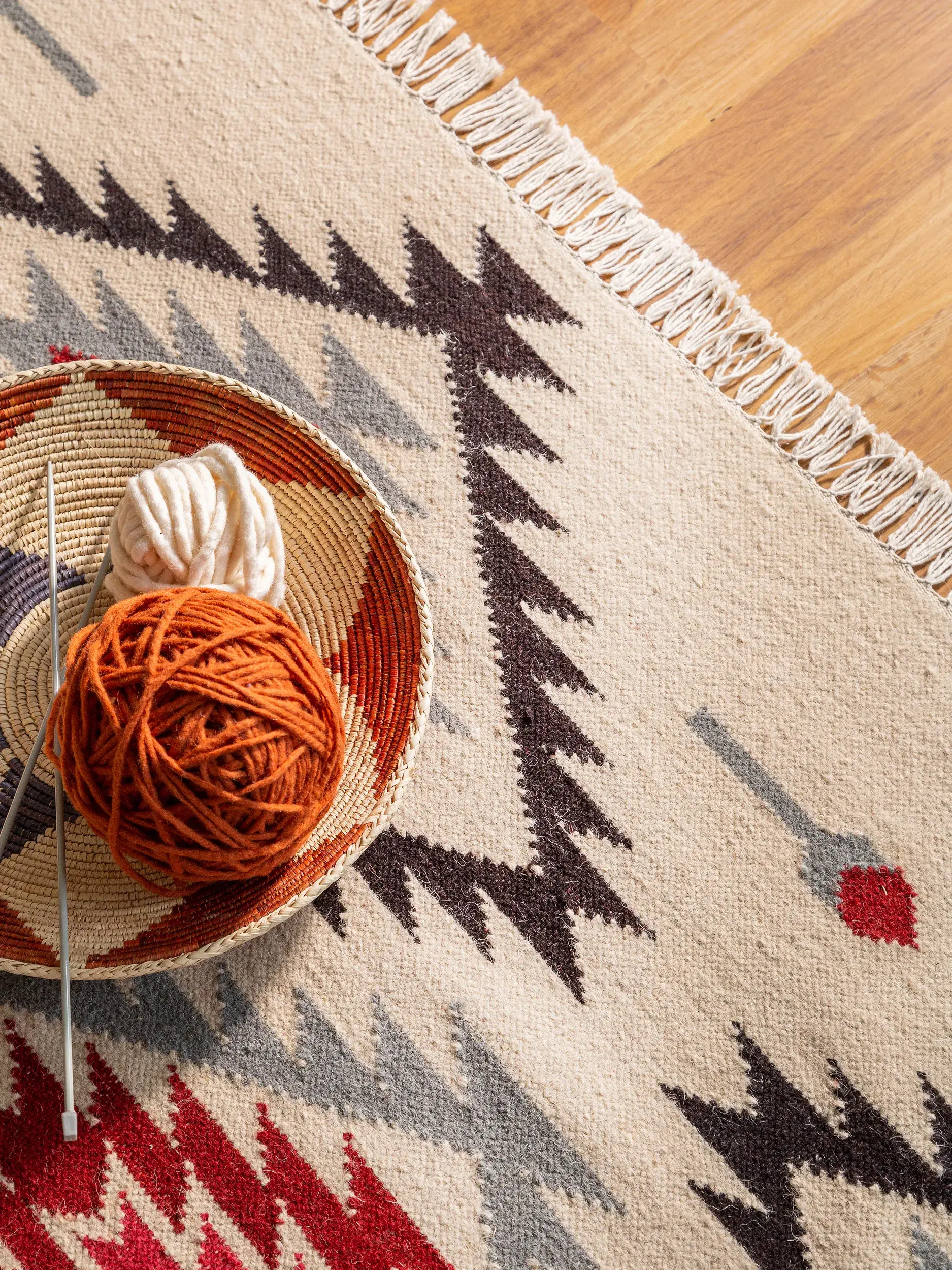 Tappeto di 90% Lana, 10% Cotone in Beige con pelo alto 90% Lana, 10% Cotone da benuta pure