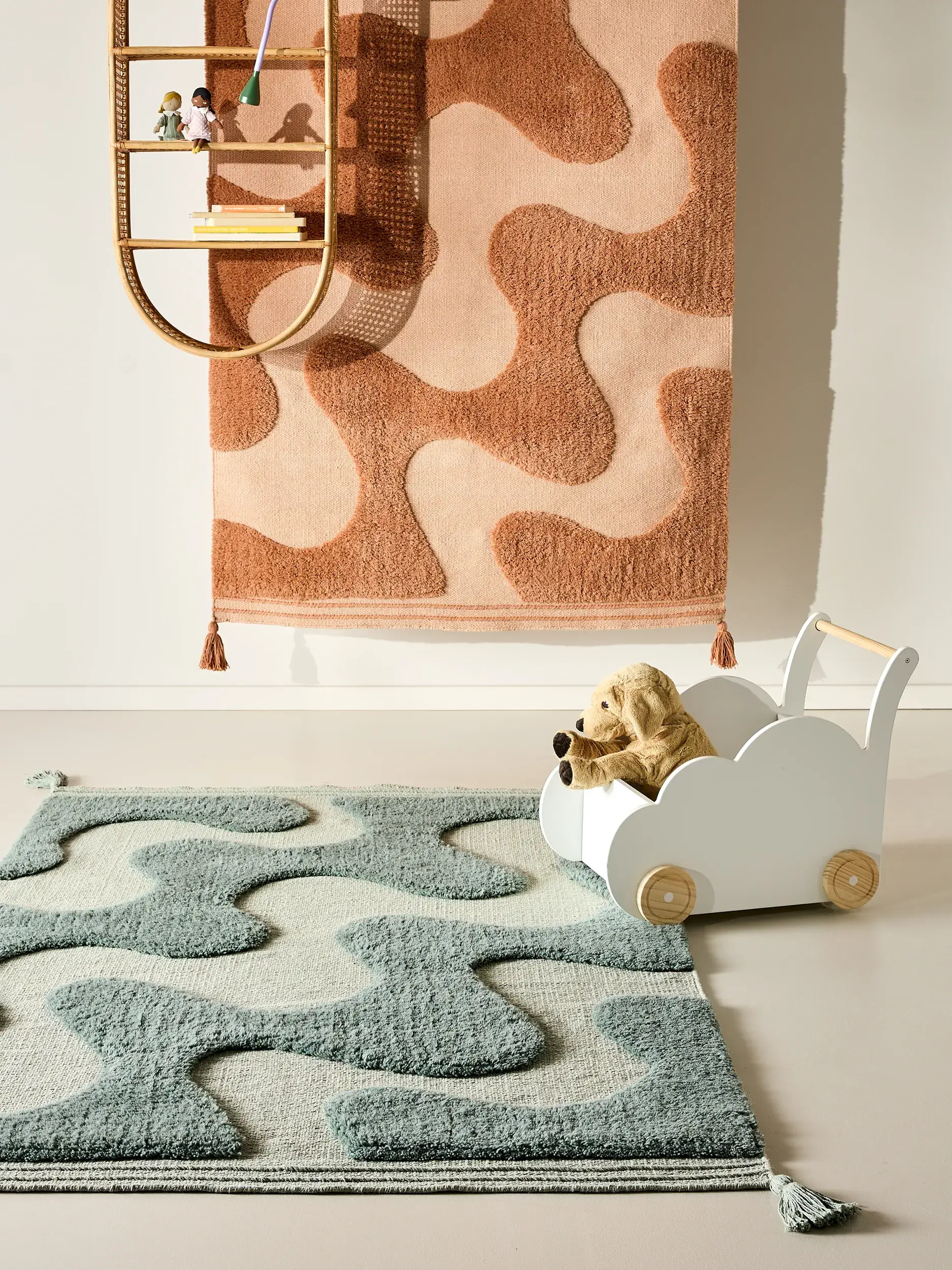 Rug made of 60% Baumwolle, 40% Wolle in Rosa with a 60% Baumwolle, 40% Wolle high pile by Lytte