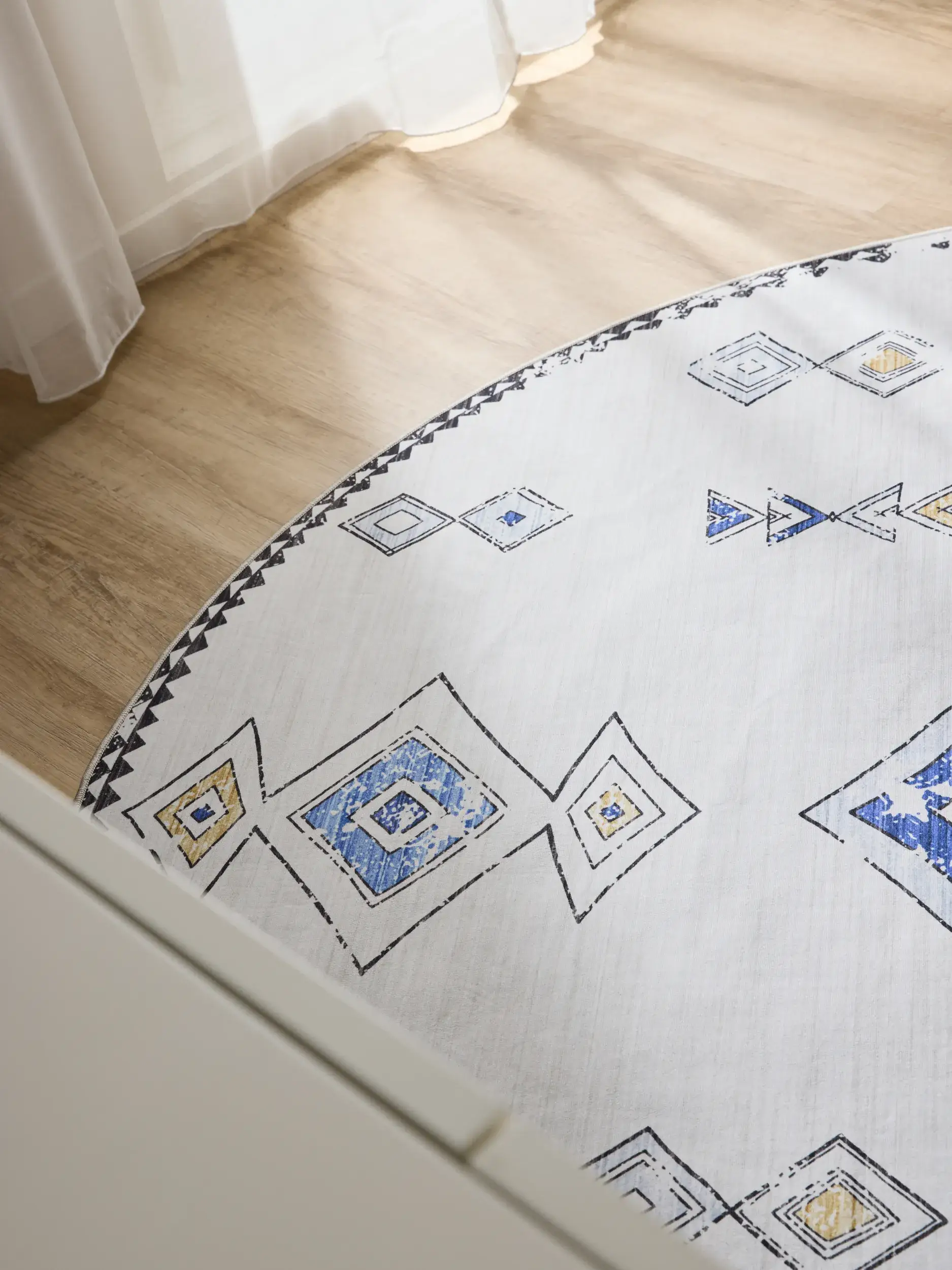 Rug made of 100% Polyester in Beige with a 100% Polyester high pile by benuta Basic