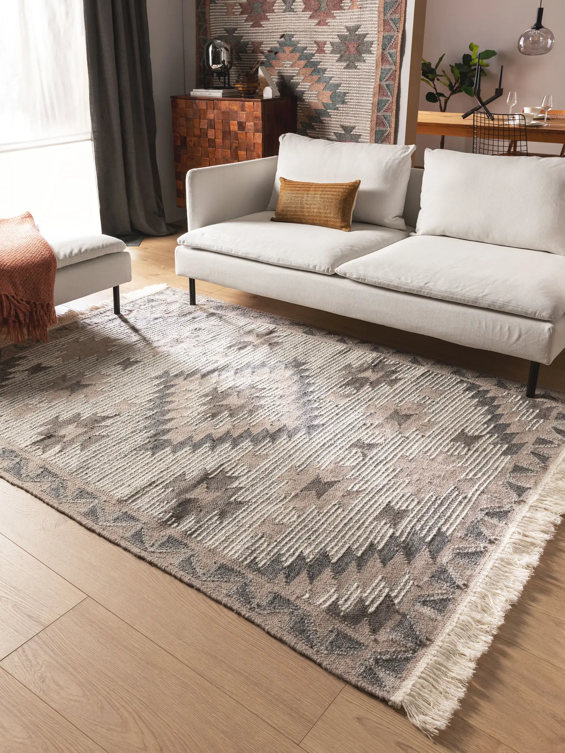Tapijt van 70% Wol, 30% Polyester in Grijs met een 70% Wol, 30% Polyester hoge pool van benuta pure