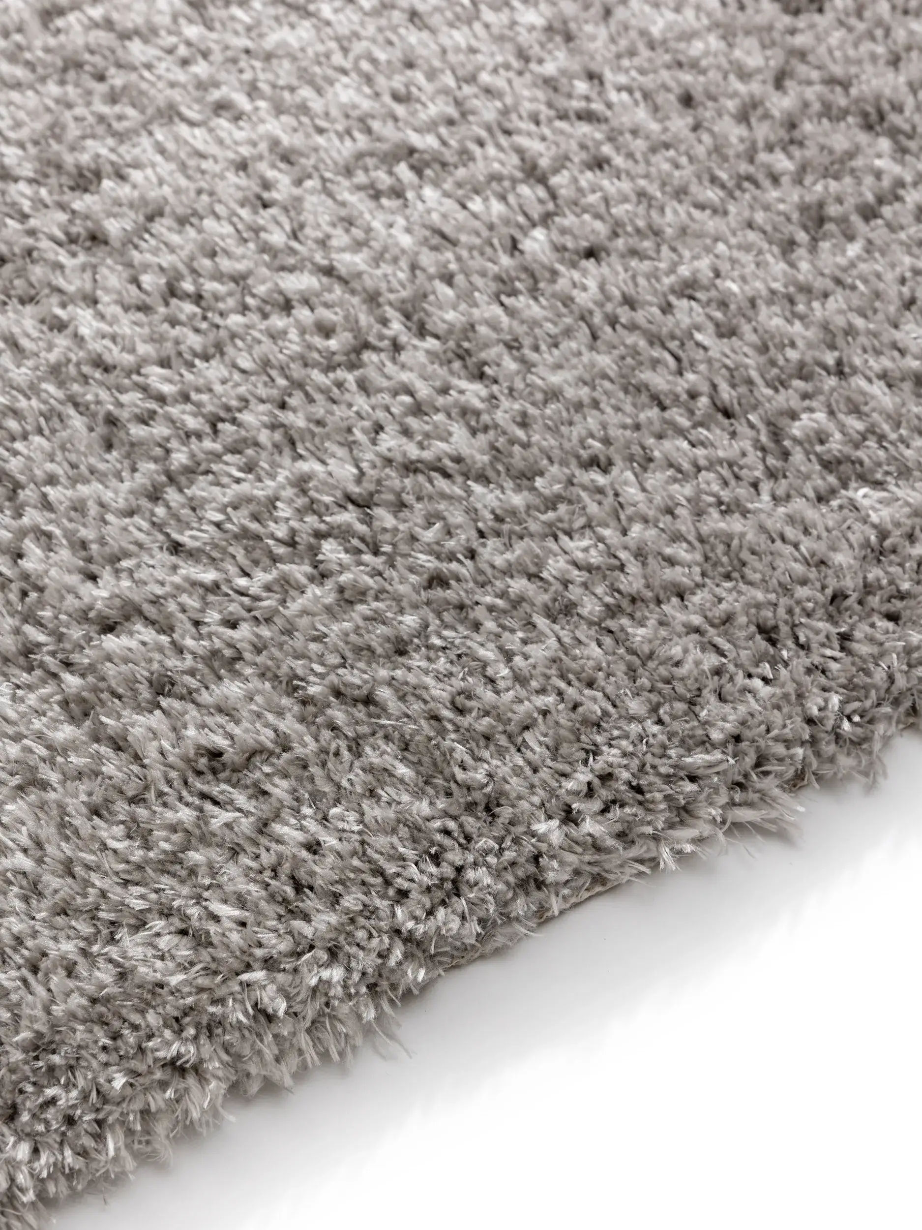 Rug made of 100% Polyester in Grey with a 100% Polyester high pile by benuta Pop